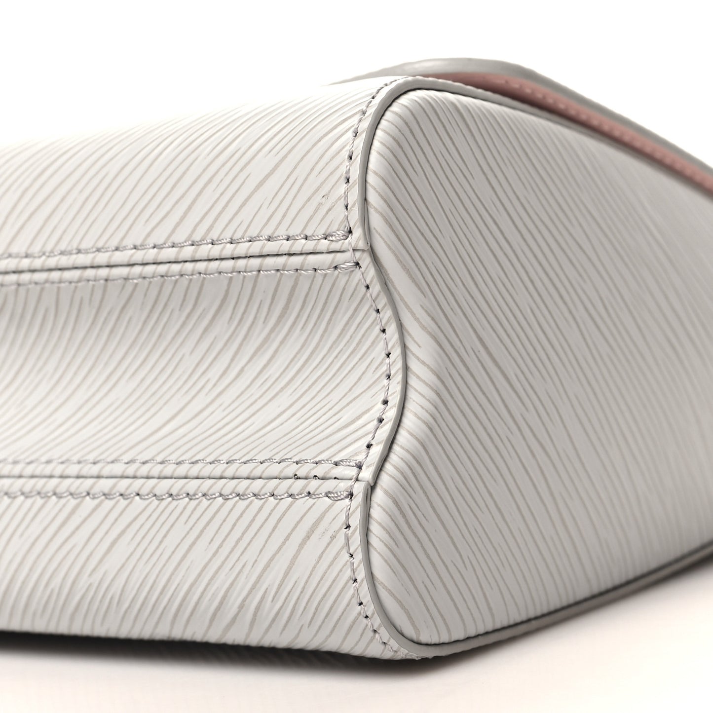 Epi Twist Shoulder Bag MM Gris