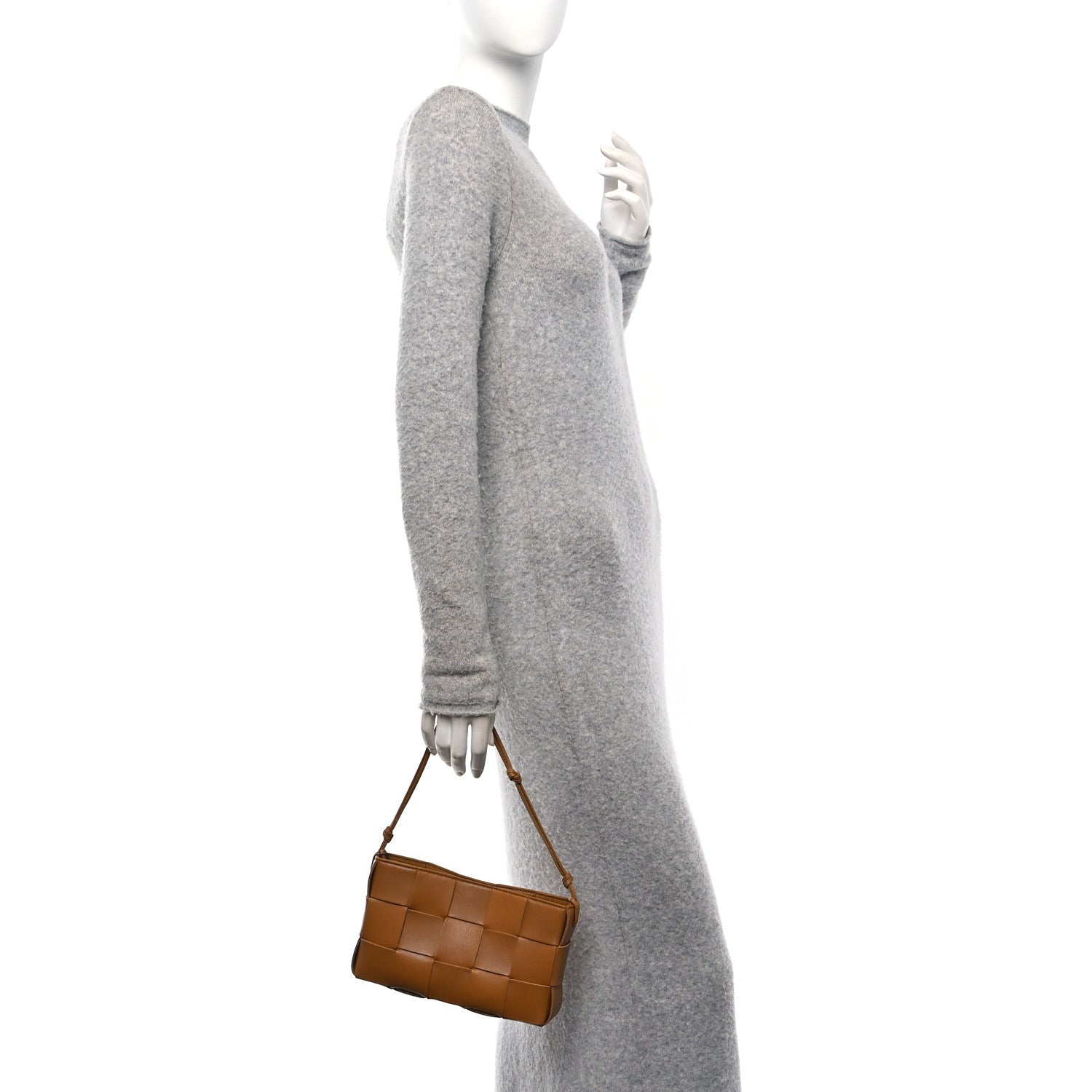 Bottega Veneta Calfskin Maxi Intrecciato Cassette Pouch On Strap Camel 2 of 11
