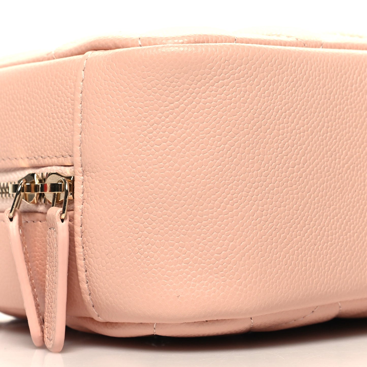 Caviar Quilted Medium Curvy Pouch Cosmetic Case Light Pink