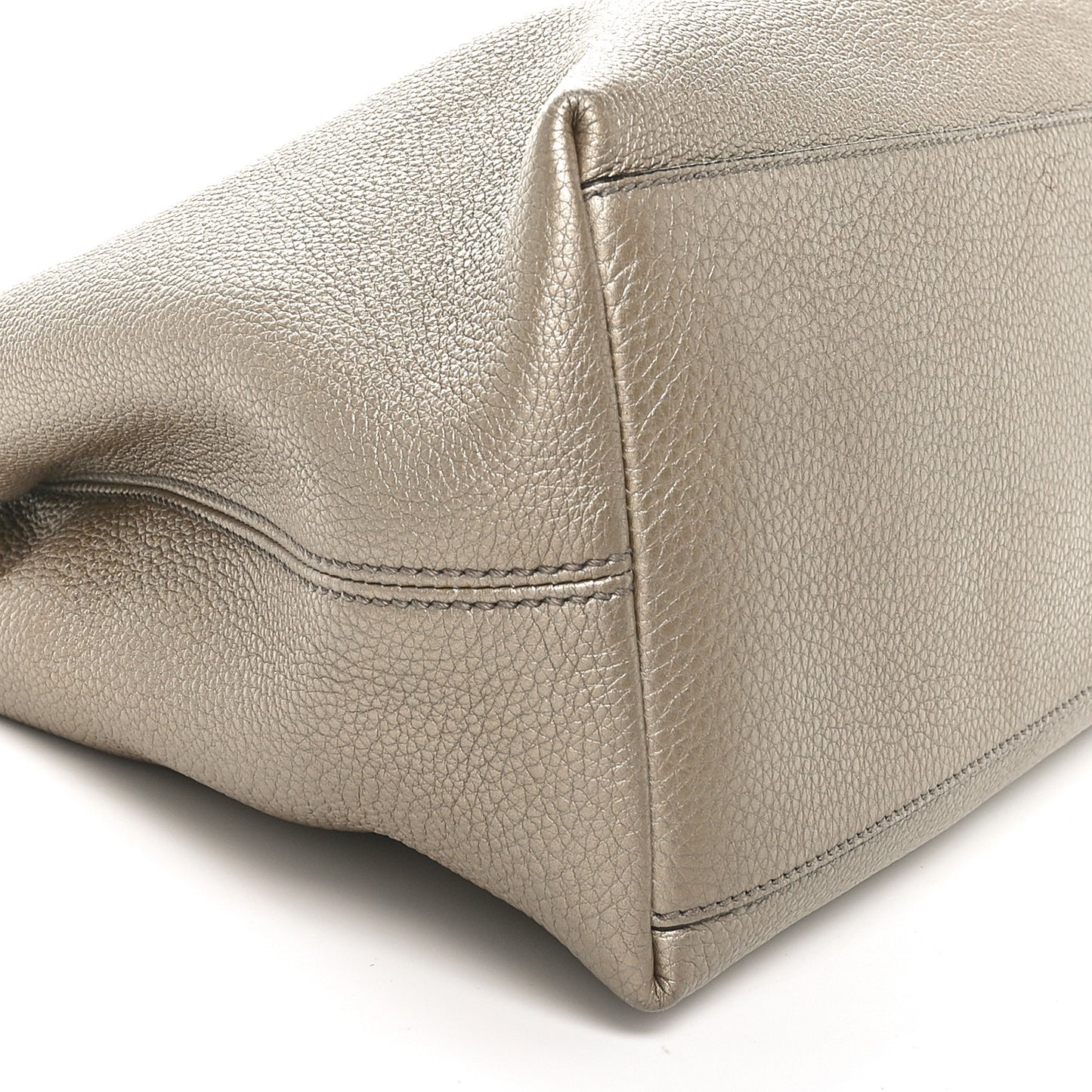 Metallic Pebbled Calfskin Medium Soho Chain Shoulder Bag Golden Beige