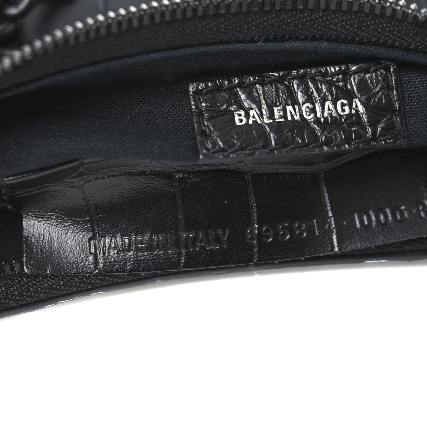 Extra Supple Calfskin Crocodile Embossed Le Cagole Mini Purse With Chain Black