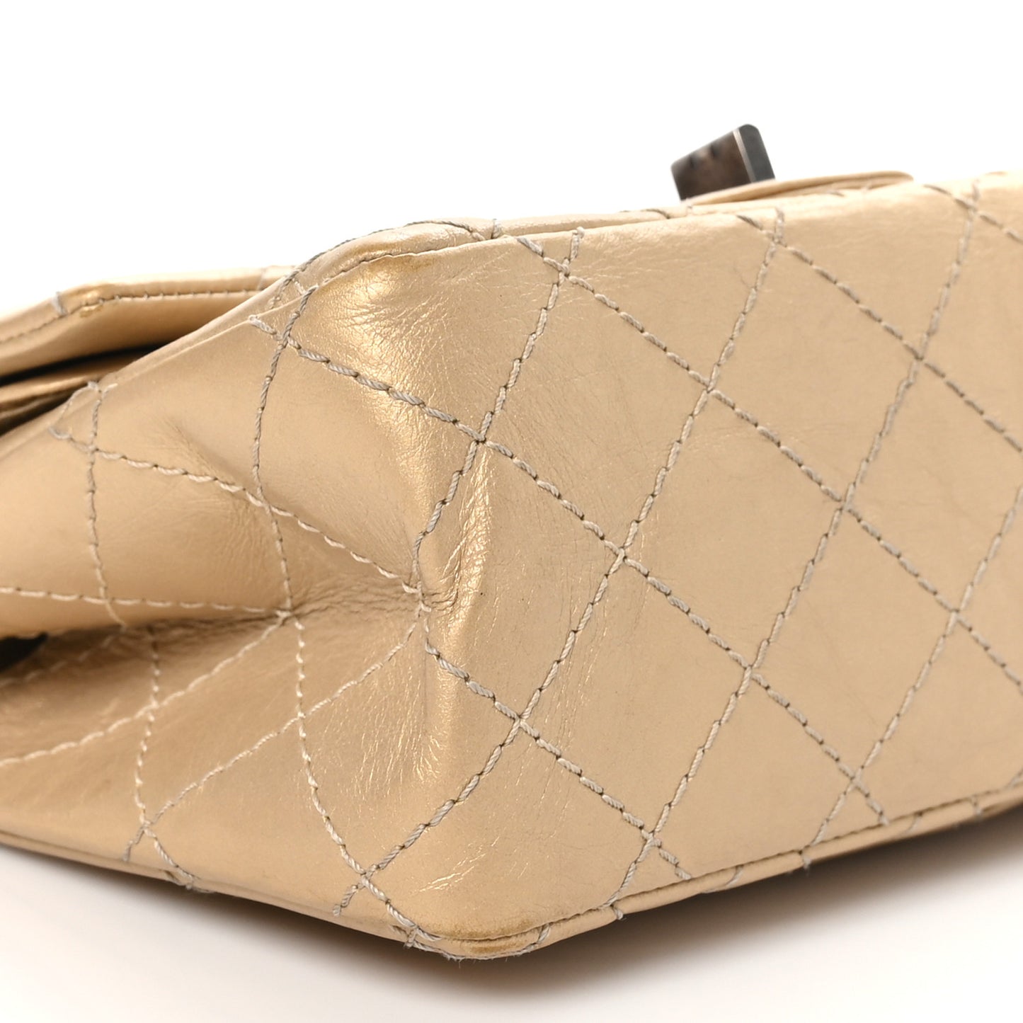 Metallic Calfskin Quilted 2.55 Reissue 224 Flap Gold
