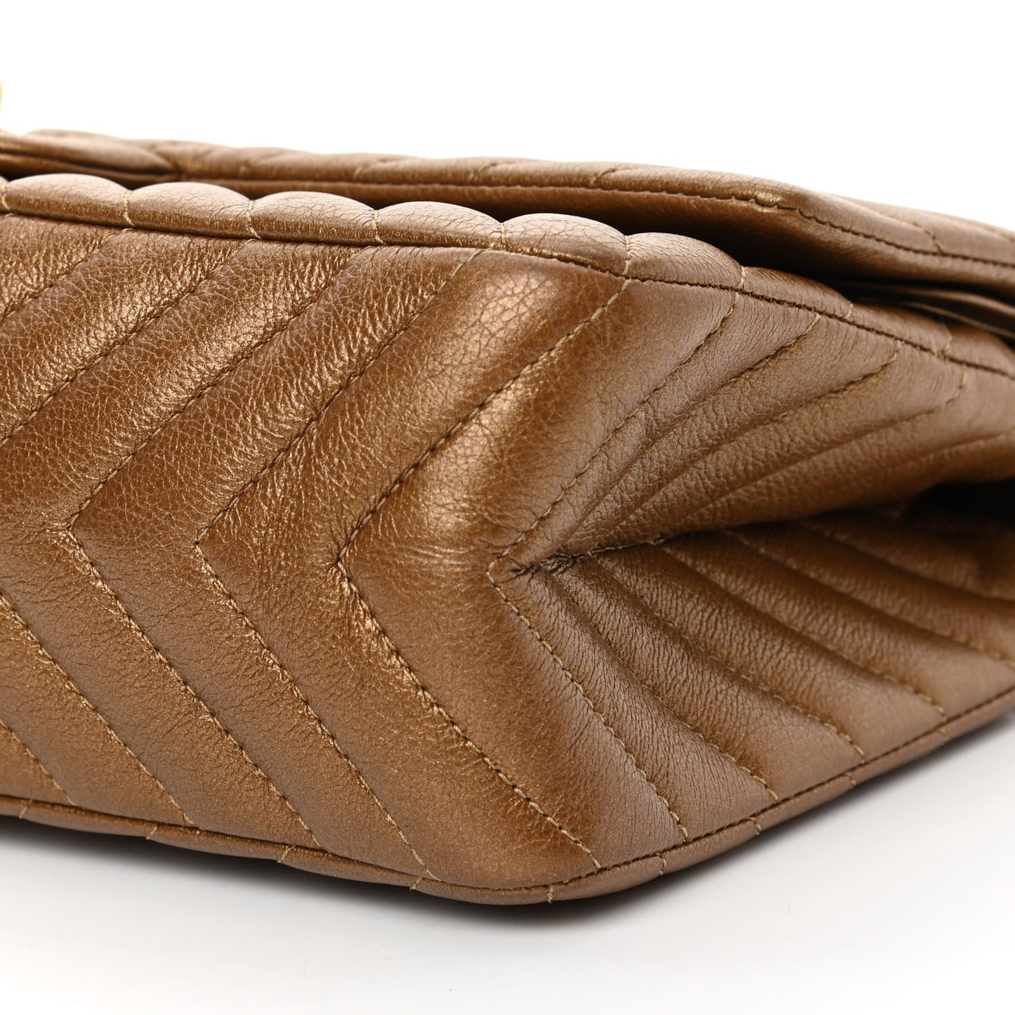 Metallic Calfskin Chevron Quilted 2.55 Reissue 226 Flap Gold