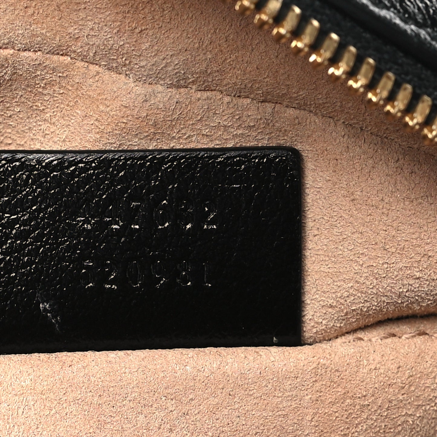 Monogram Matelasse Diagonal Small GG Marmont Chain Shoulder Bag Beige Black