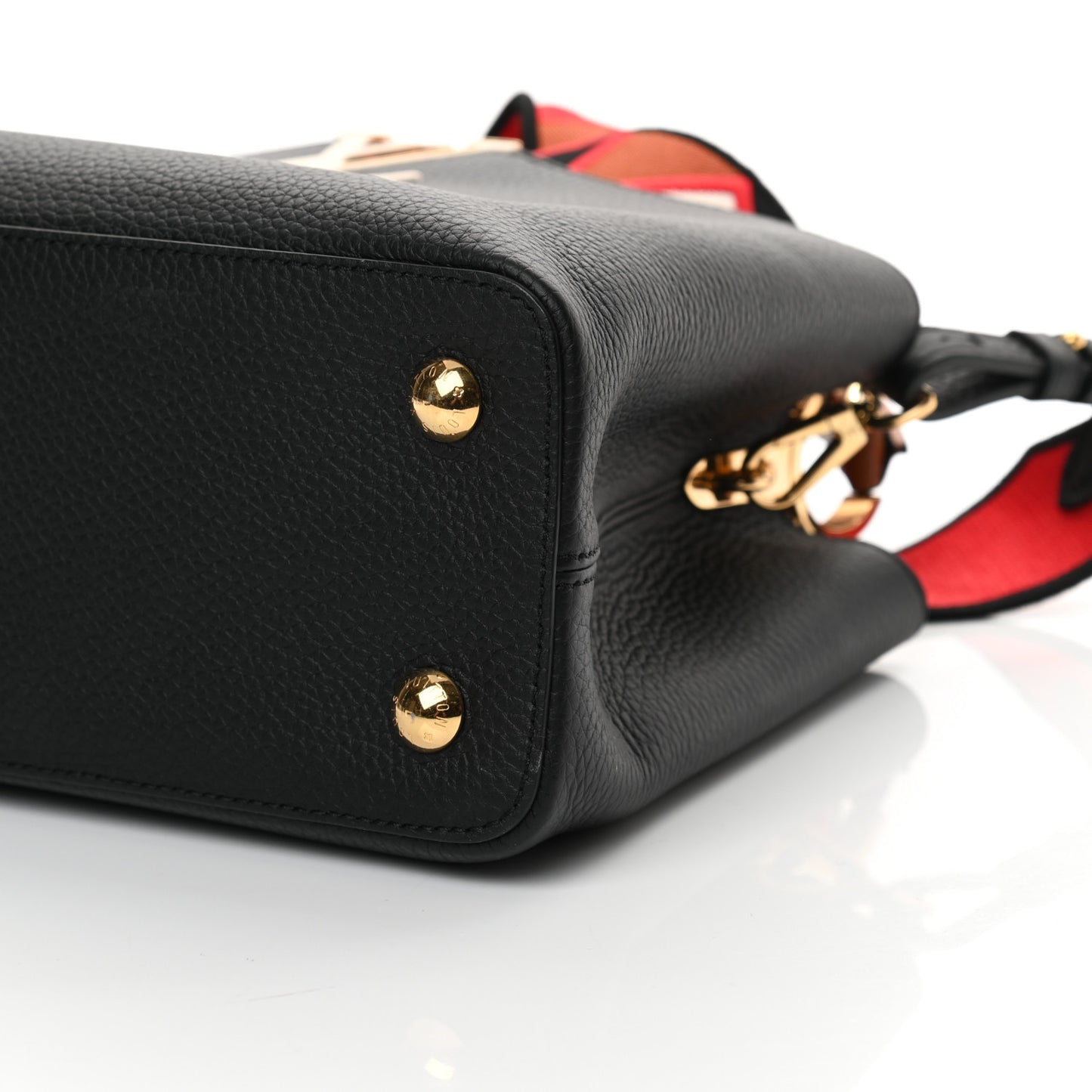 Taurillon Embroidered Strap Capucines MM Black