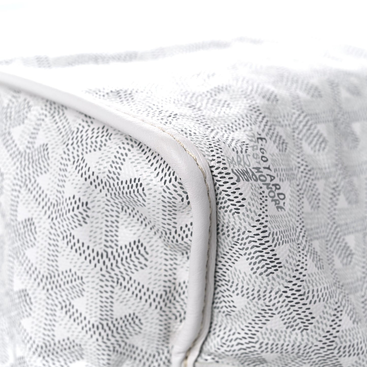 Goyardine Reversible Anjou PM White