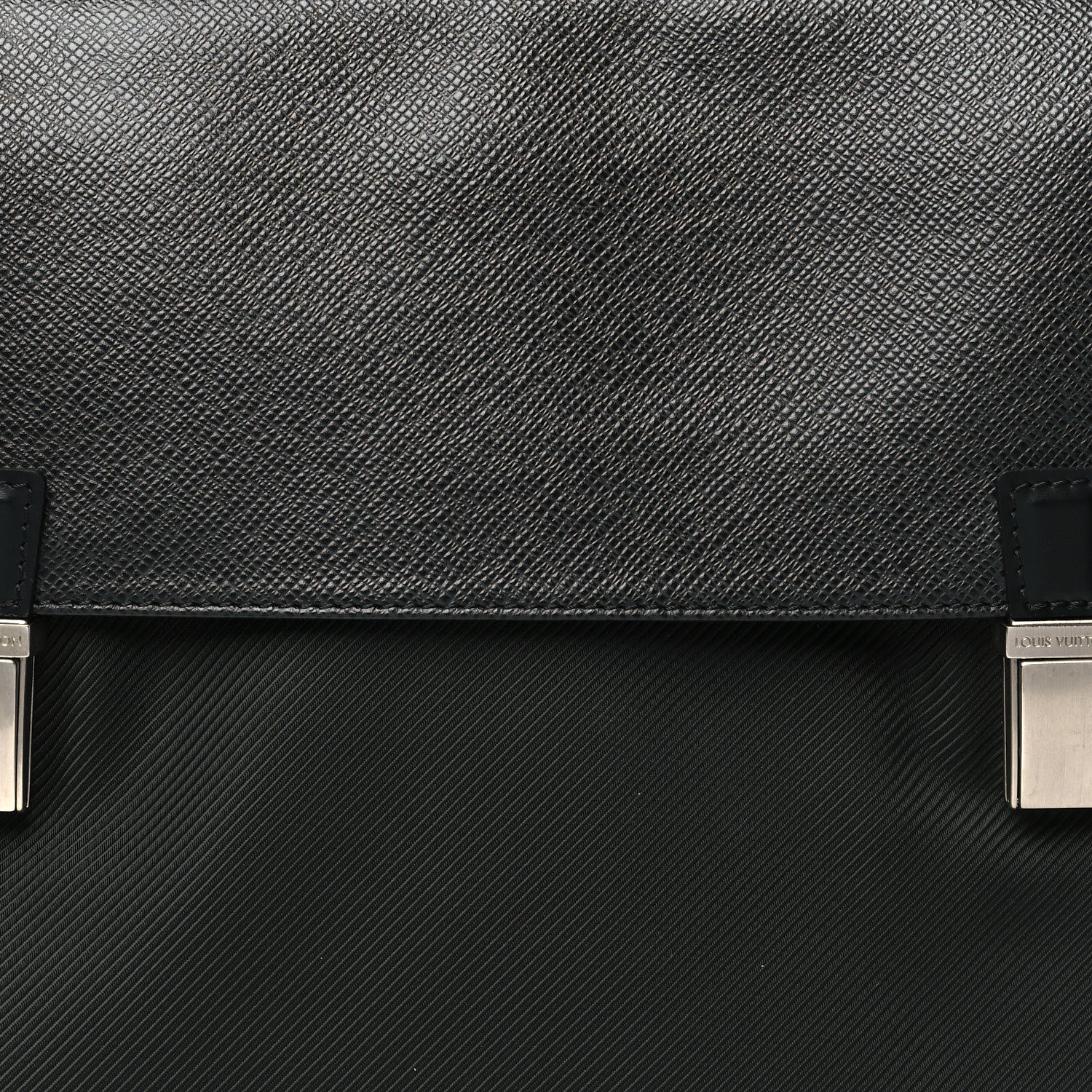 Louis Vuitton Taiga Saratov GM Epicea 7 of 11