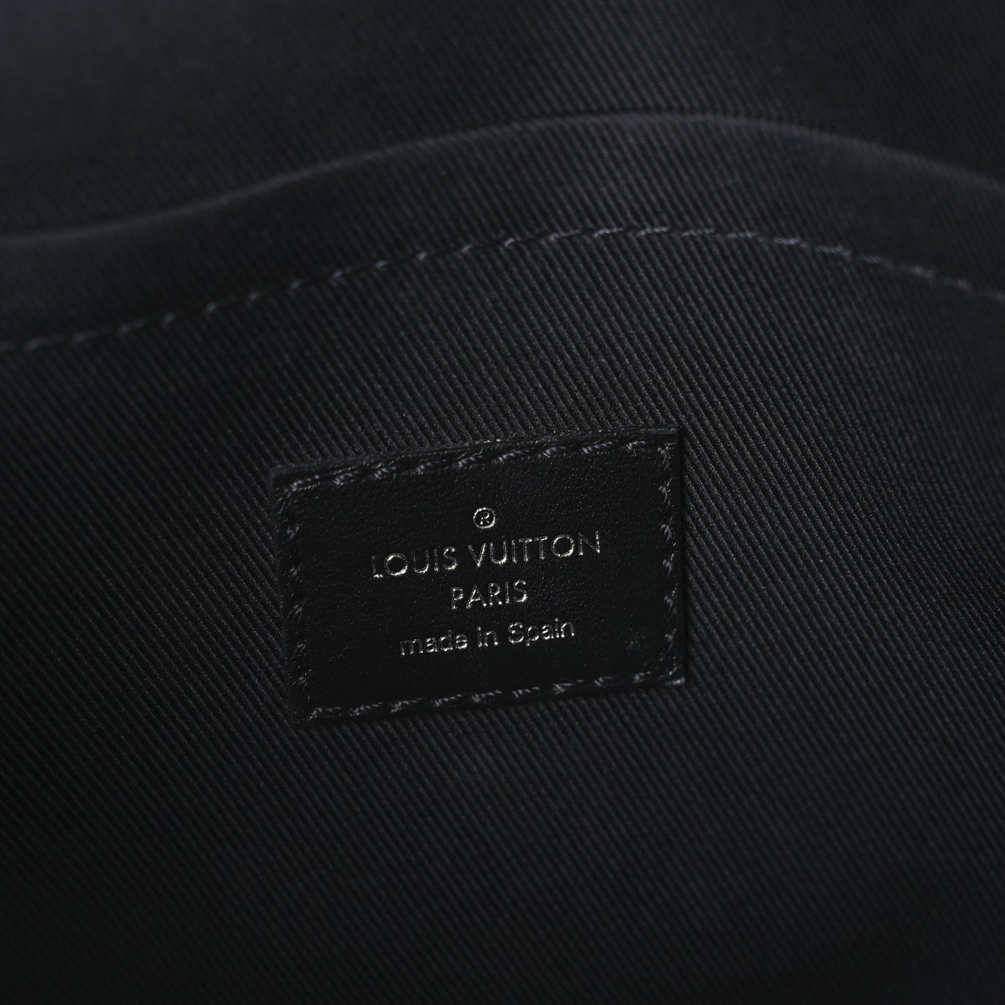 Damier Graphite 3D Studio Messenger