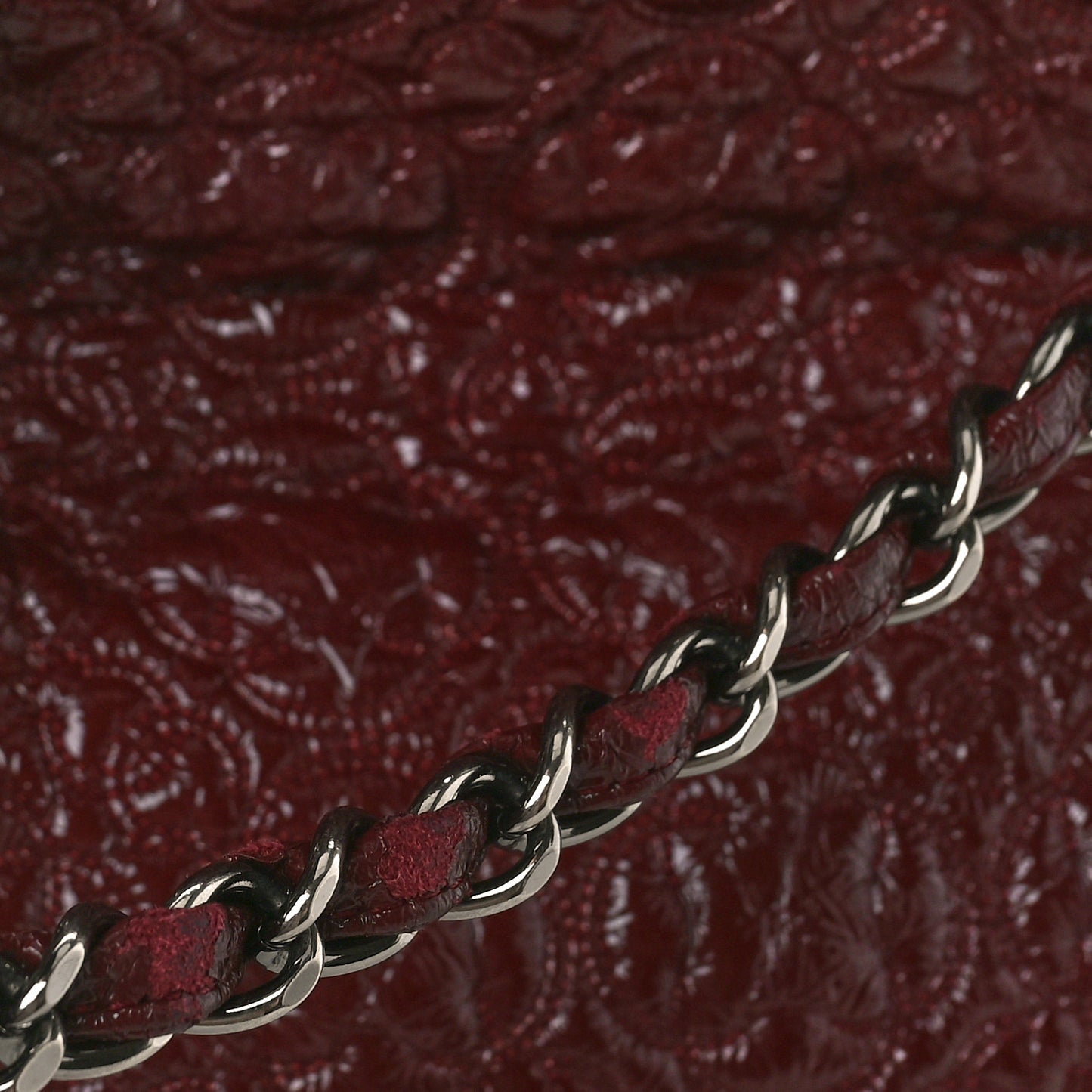 Vinyl Rock in Moscow Tote Bordeaux