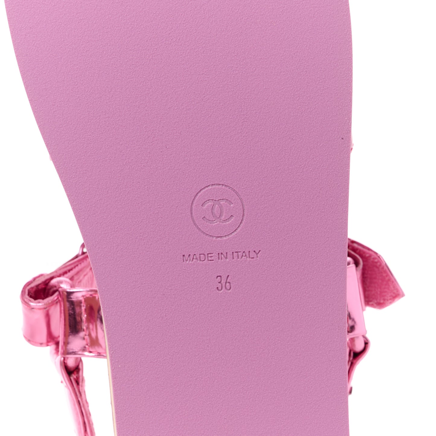 Metallic Laminated Goatskin Chain Flat Sandals 36 Fuchsia