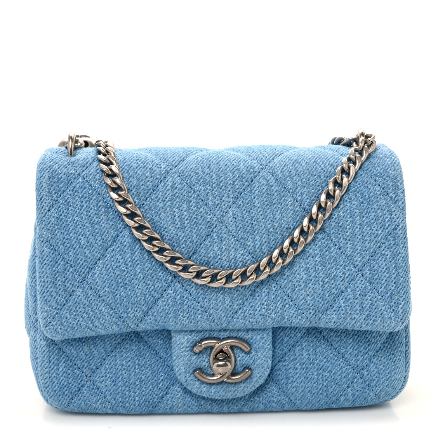 CHANEL ブルーキルティングバッグ Chanel Blue Glazed Calfskin Quilted Leather Day Trip Flap Bag