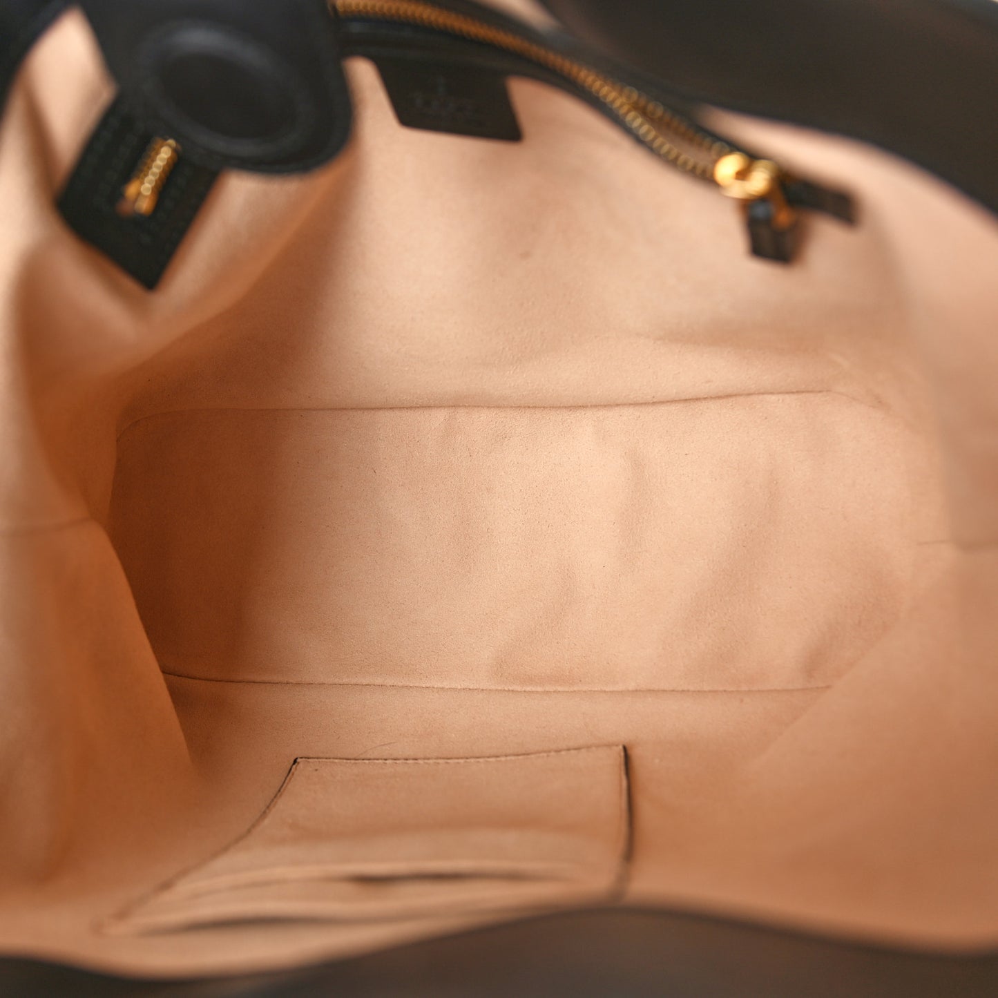 Soft GG Supreme Monogram Bees Small Crossbody Tote Beige Oro Black