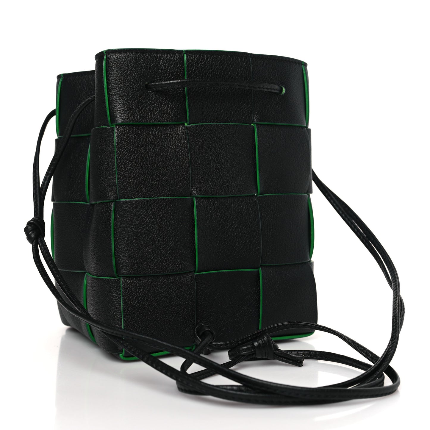 Nappa Maxi Intrecciato Small Cassette Bucket Bag Black Parakeet