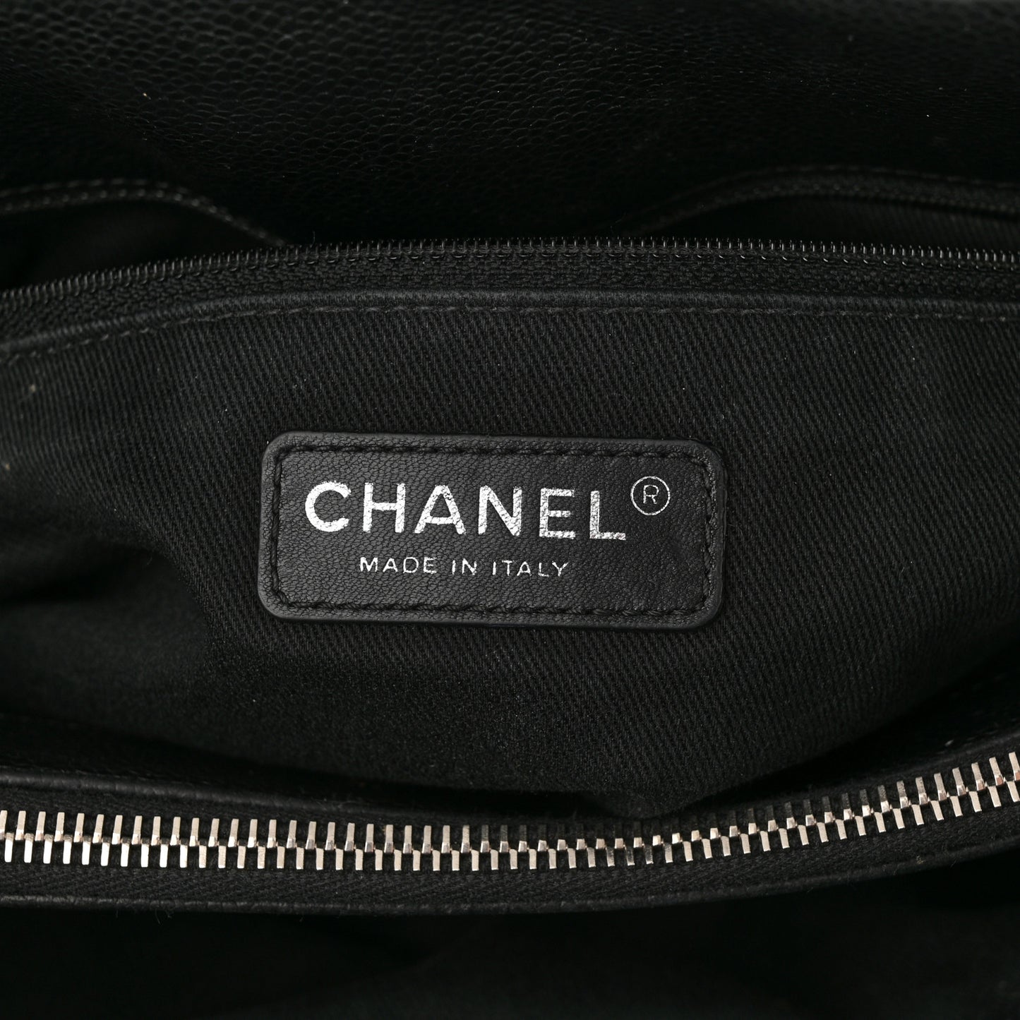 Caviar Quilted CC Timeless Soft Tote Black