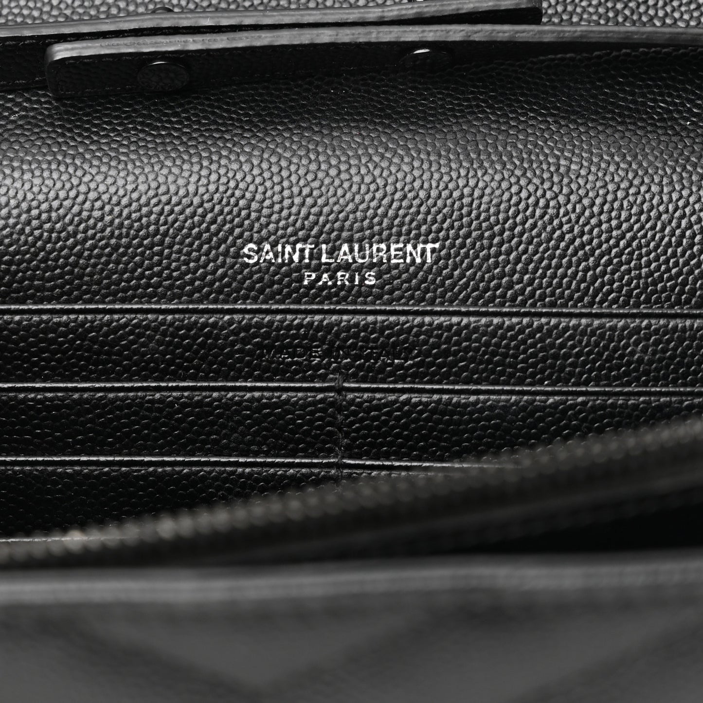 Grain De Poudre Matelasse Chevron Monogram Monochrome Chain Wallet Black