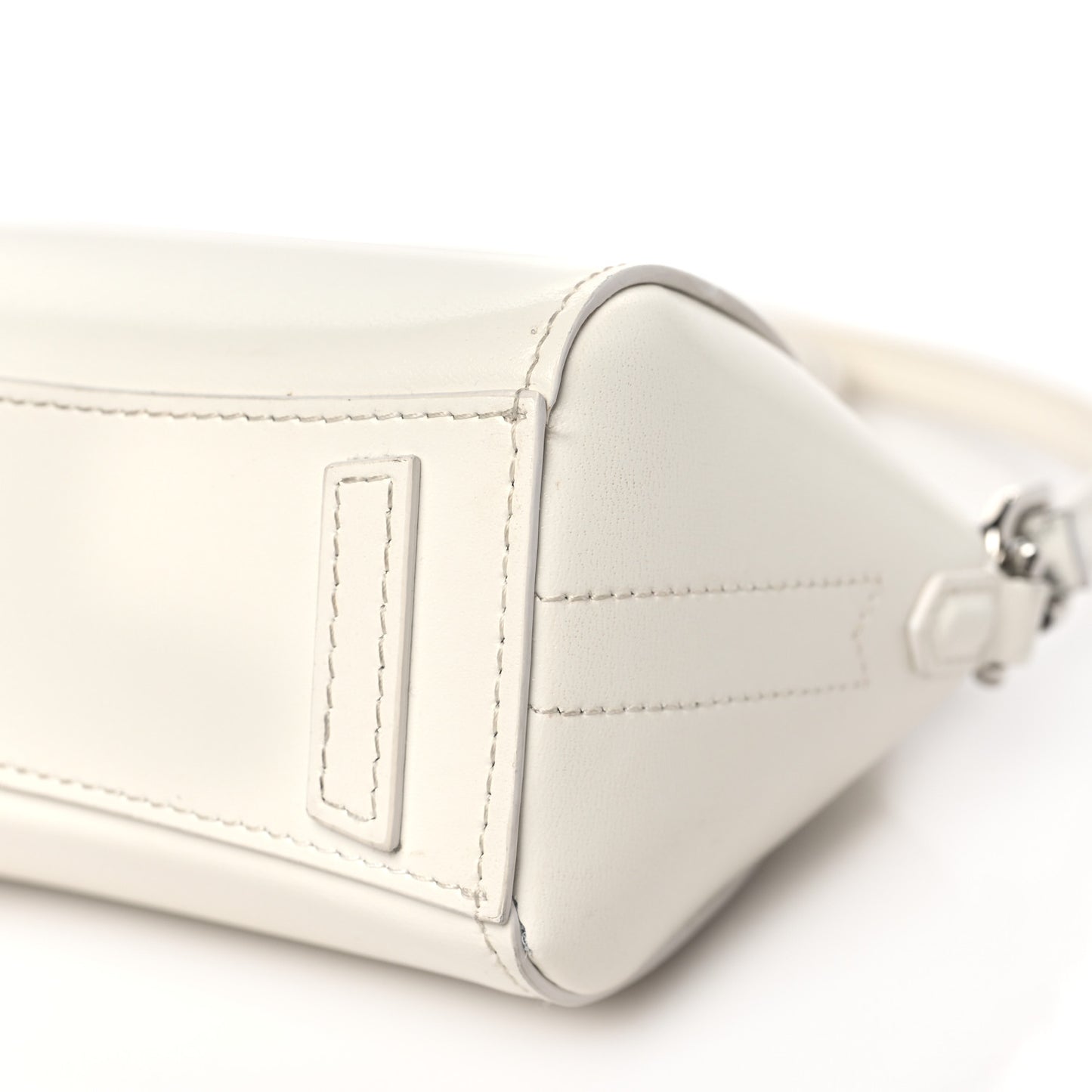 Shiny Lord Calfskin Micro Antigona Ivory