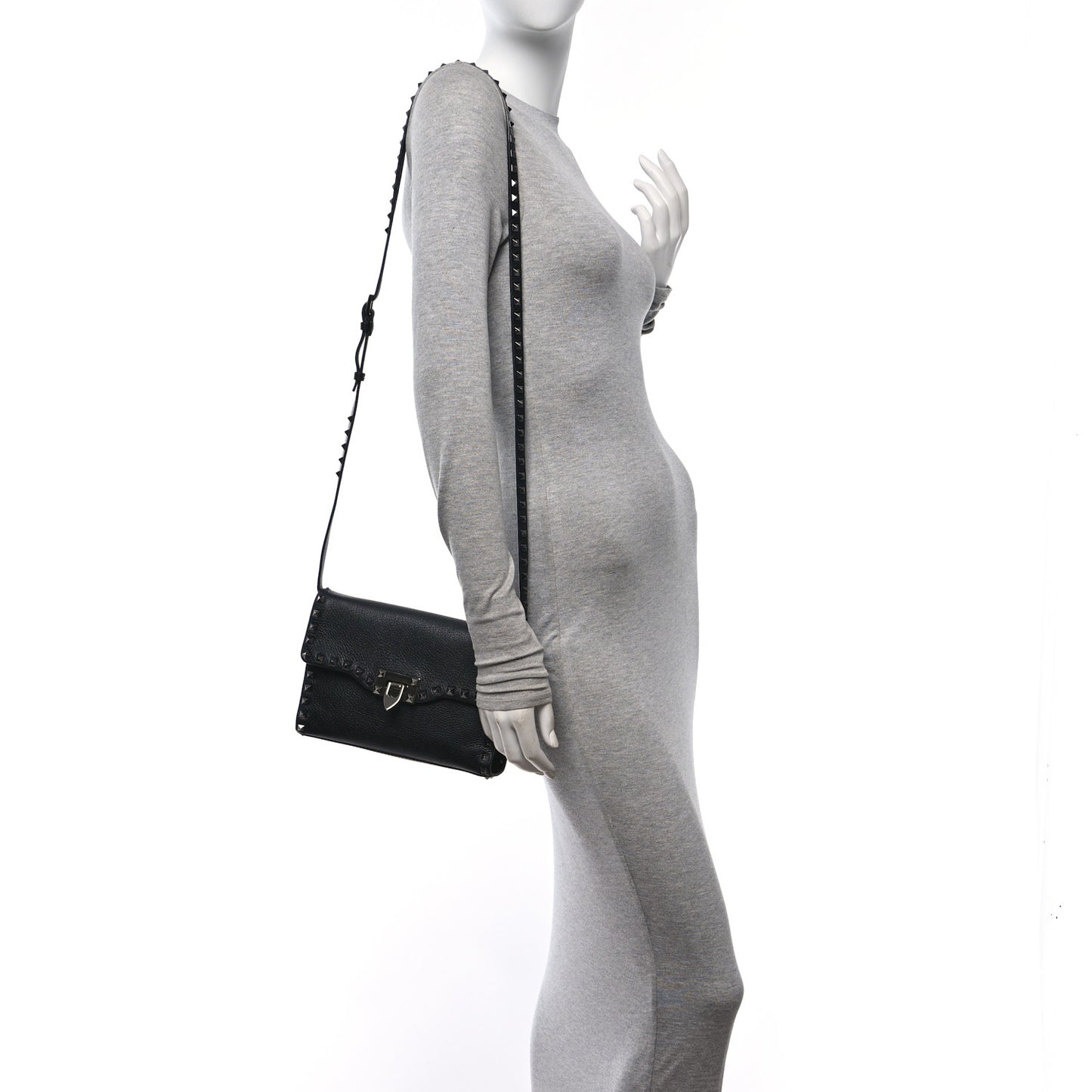 Pebbled Calfskin Monochrome Medium Rockstud Flip Lock Crossbody Bag Black