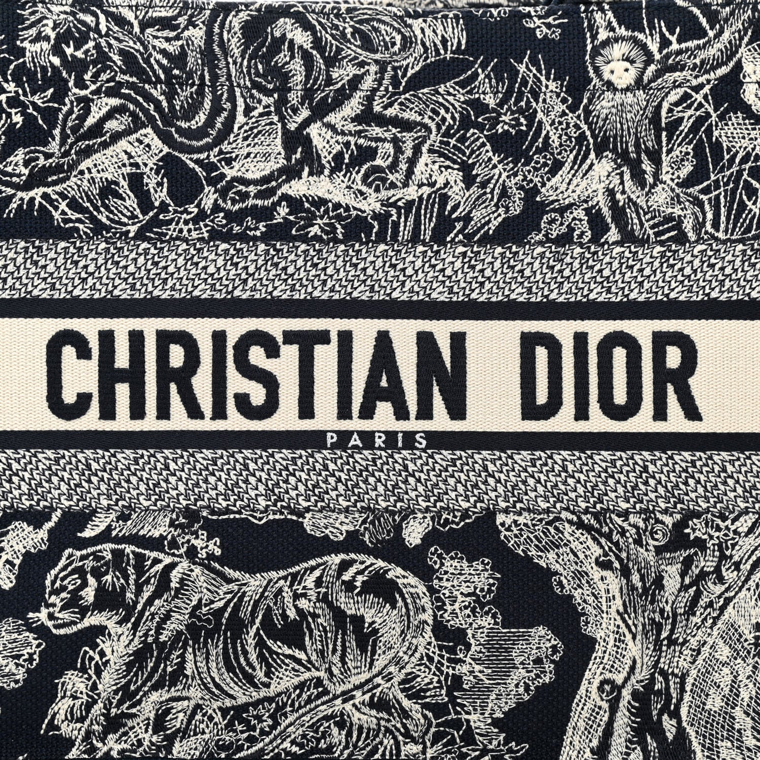 Christian Dior Canvas Embroidered Medium Dioriviera Toile De Jouy Reverse Book Tote Blue 8 of 10