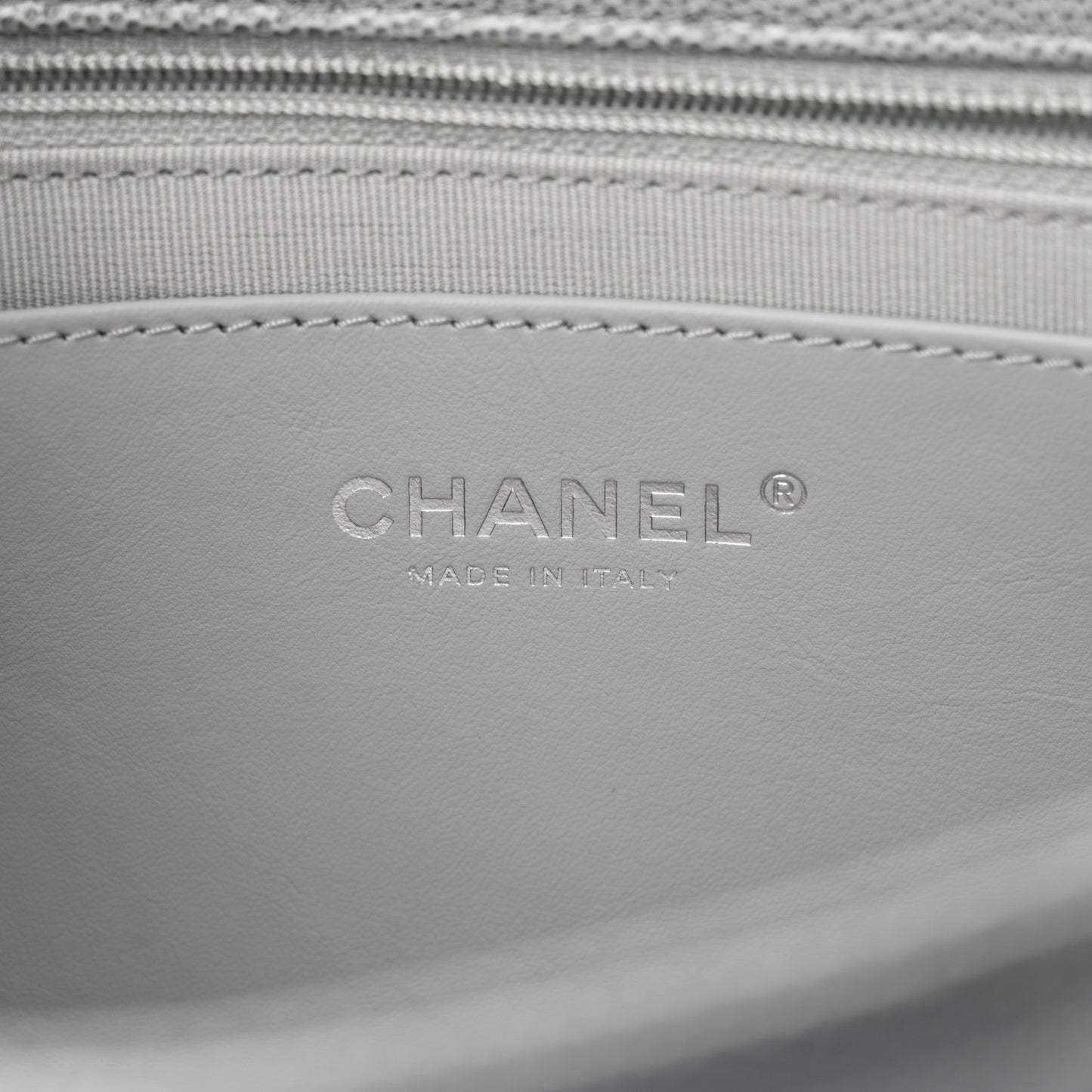 Shaded Caviar Quilted My Everything Flap Dark Grey Light Grey