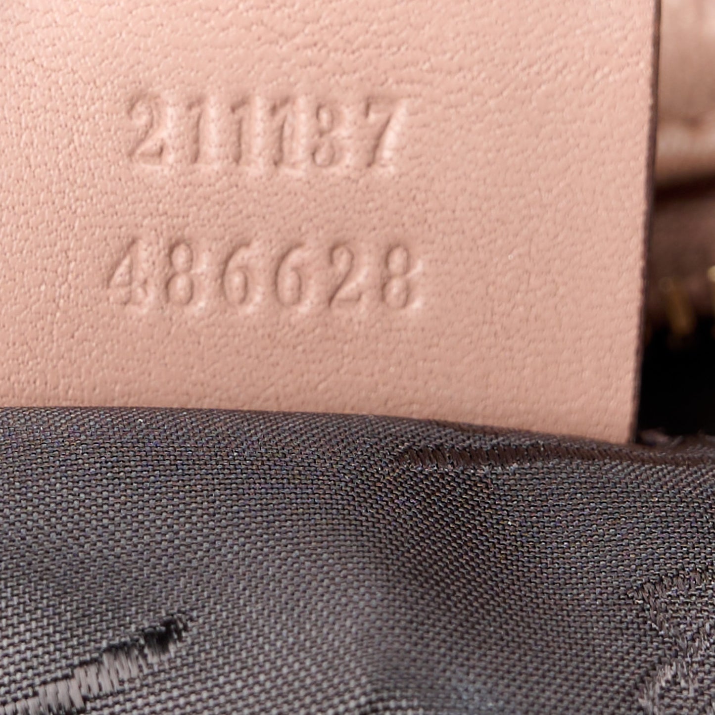 Guccissima Medium Zippered Shopping Tote Rose Beige
