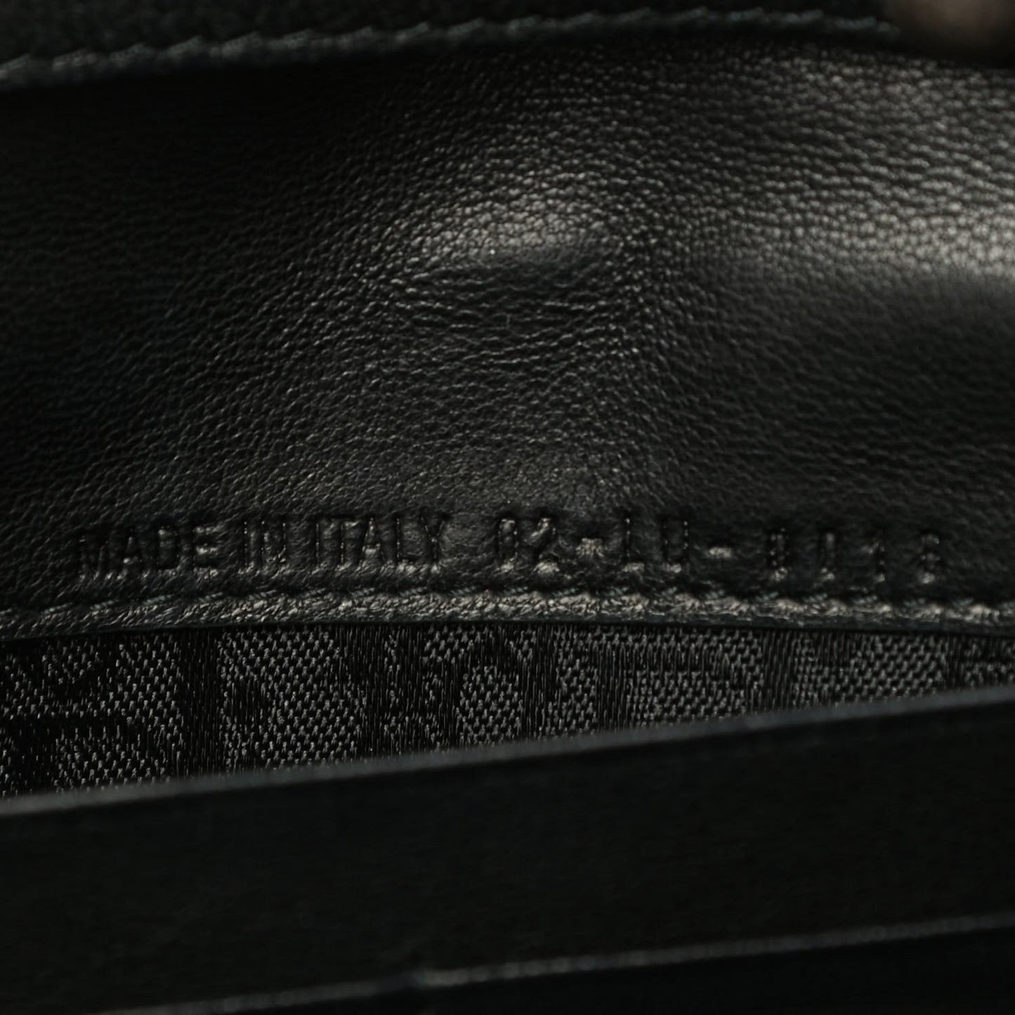 Patent Cannage Crossbody Wallet Black