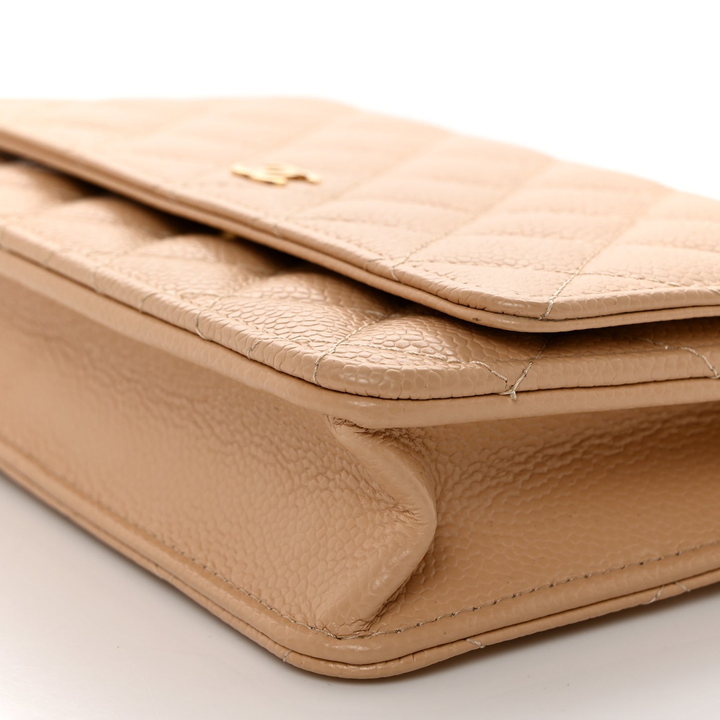 Caviar Quilted Wallet on Chain WOC Beige