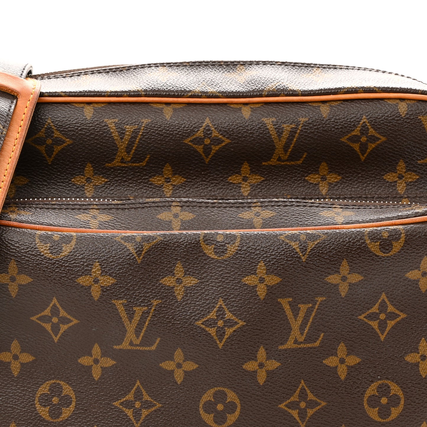Monogram Nil 28