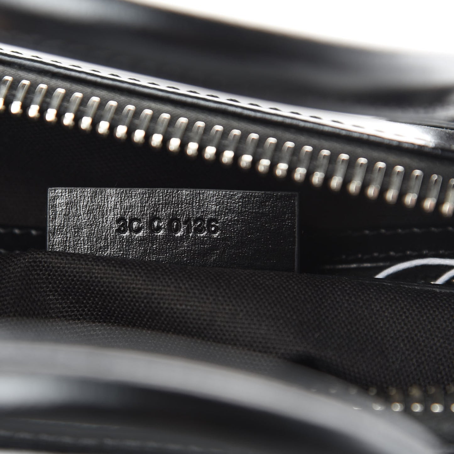 Shiny Lord Calfskin Small Antigona Black