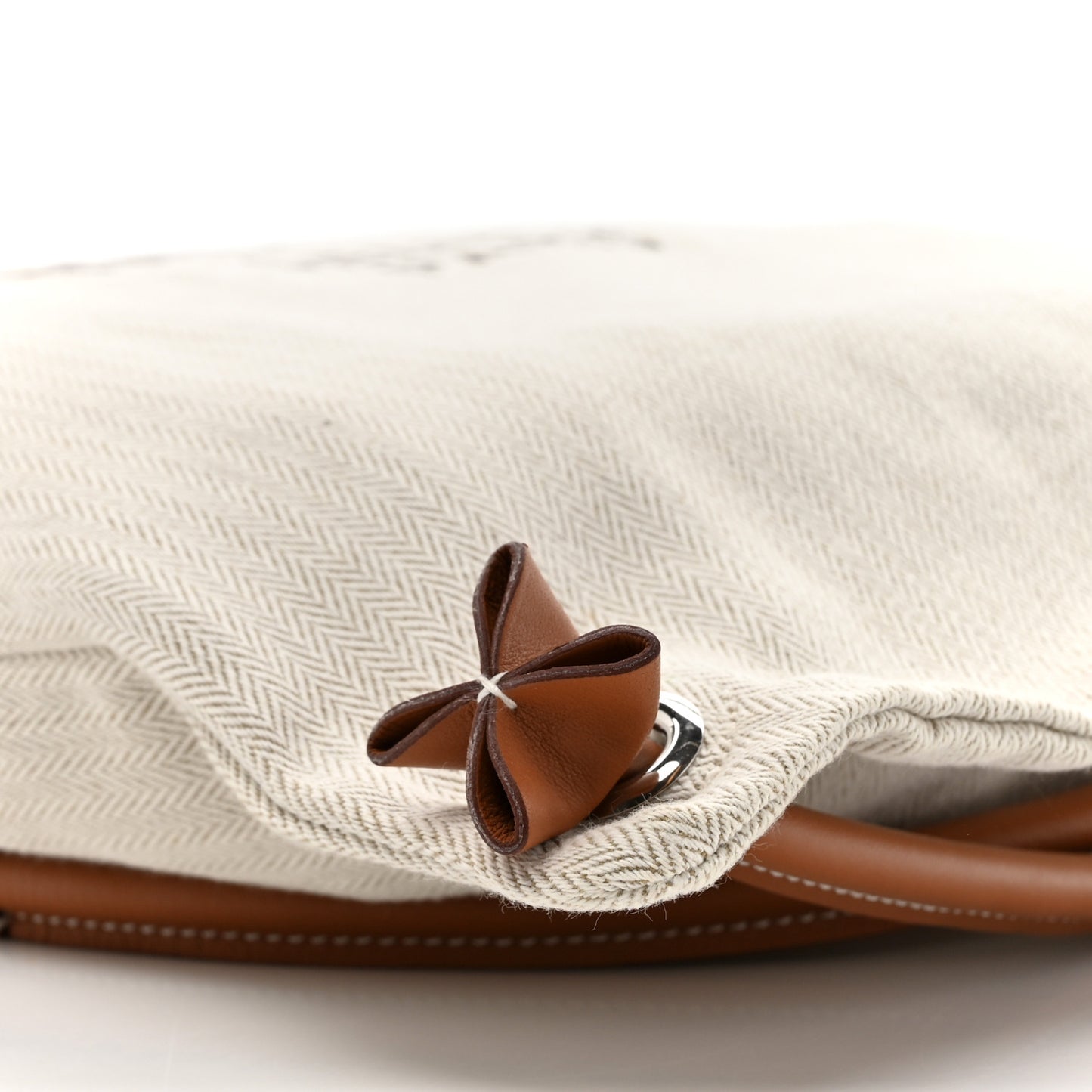 Canvas Swift Aline Grooming Bag Gold