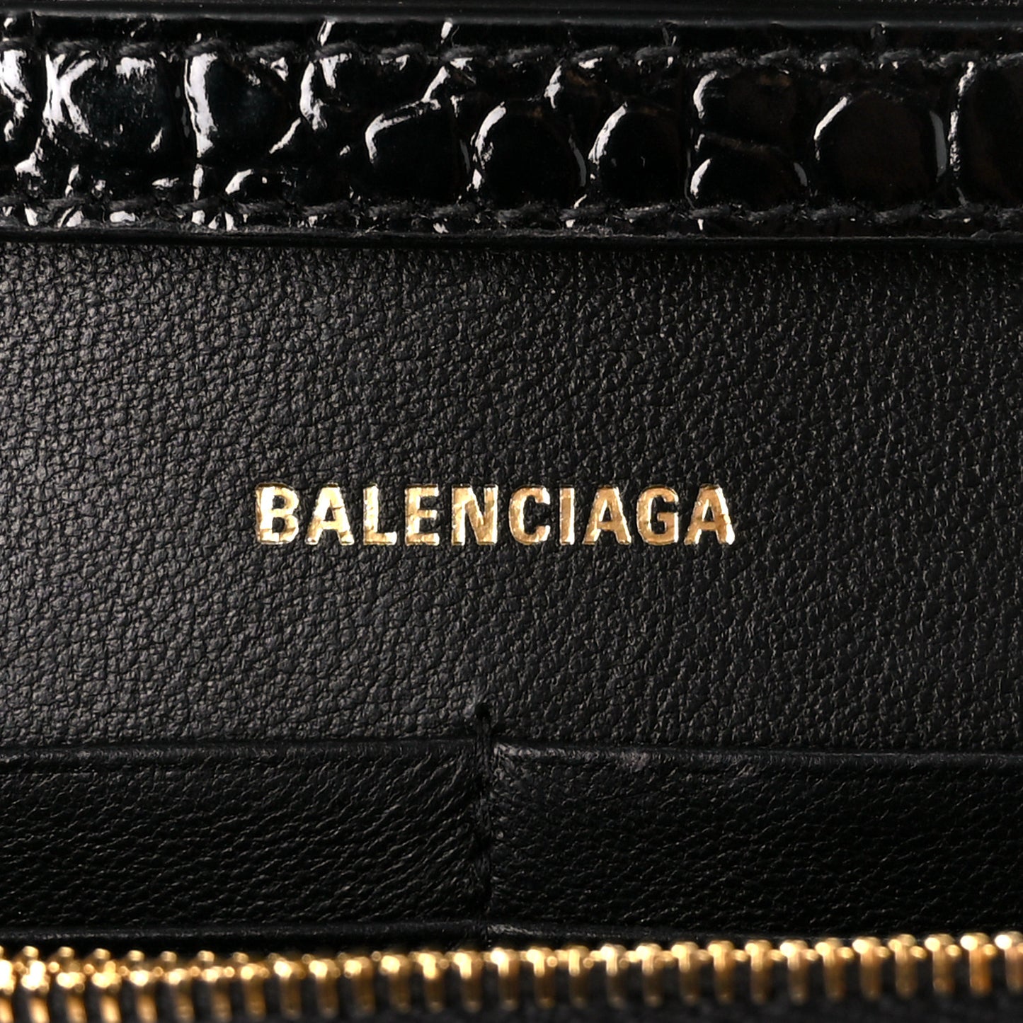 Shiny Calfskin Crocodile Embossed Hourglass Chain Bag Black
