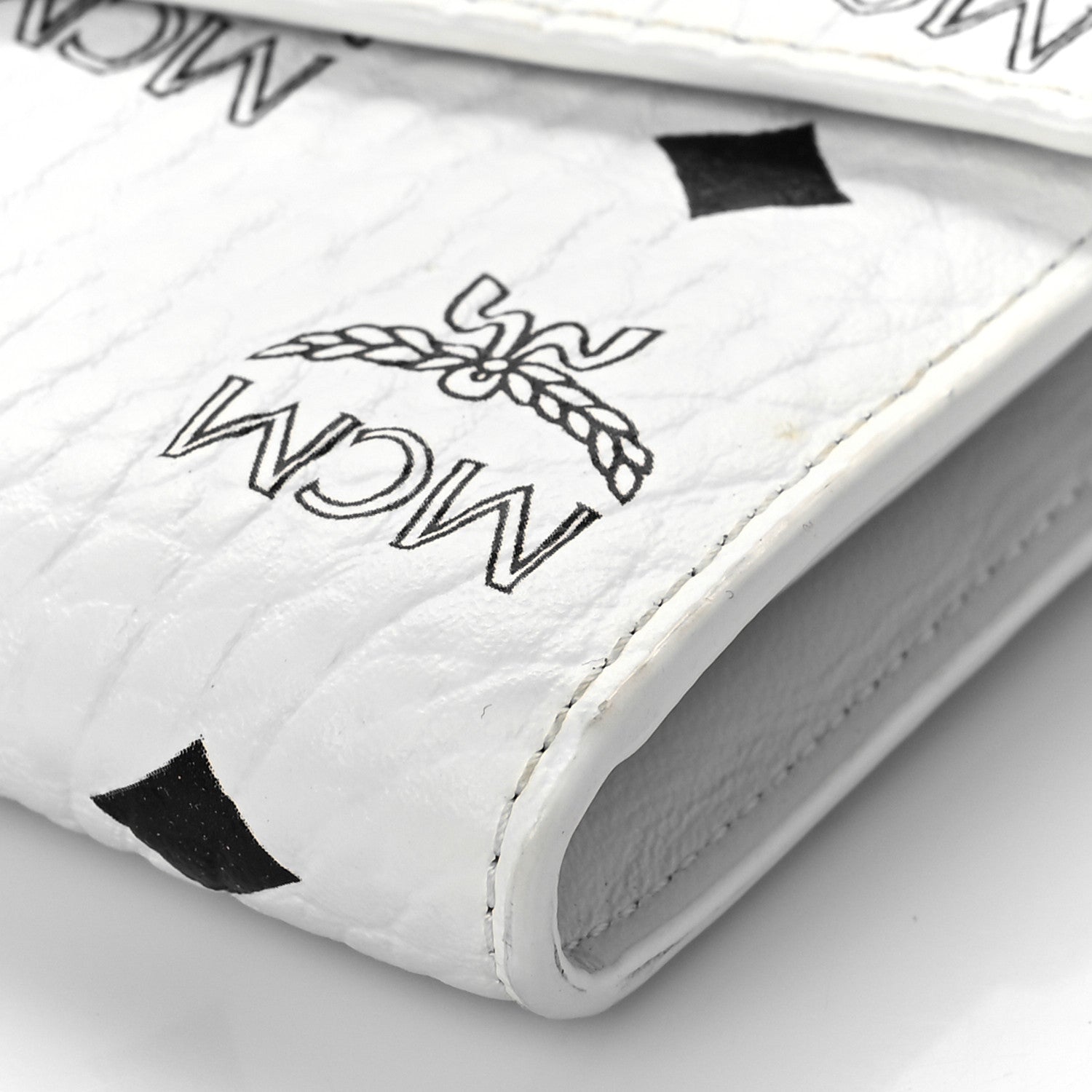 MCM Visetos Large Patricia Wallet On Chain White 8 of 9