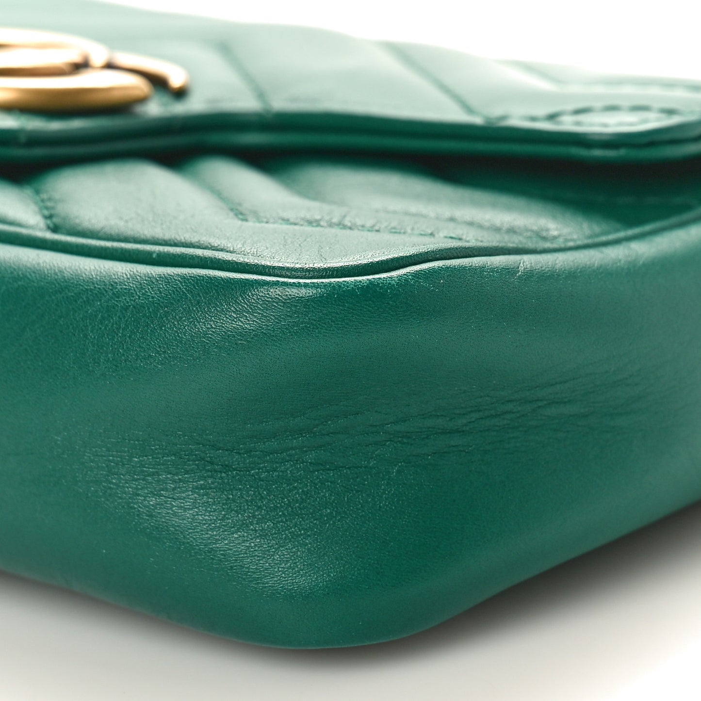 Calfskin Matelasse Super Mini GG Marmont Shoulder Bag Emerald Green