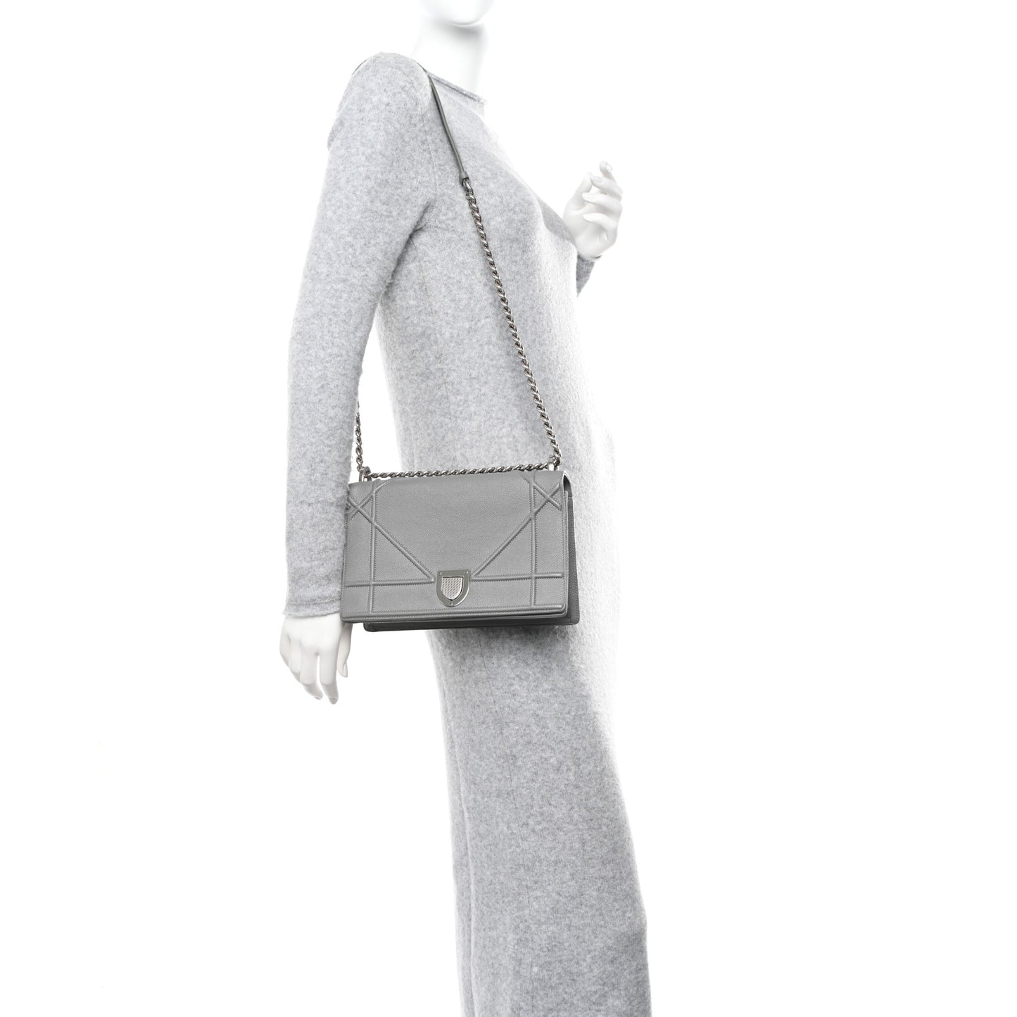 Grained Calfskin Medium Diorama Flap Bag Gris