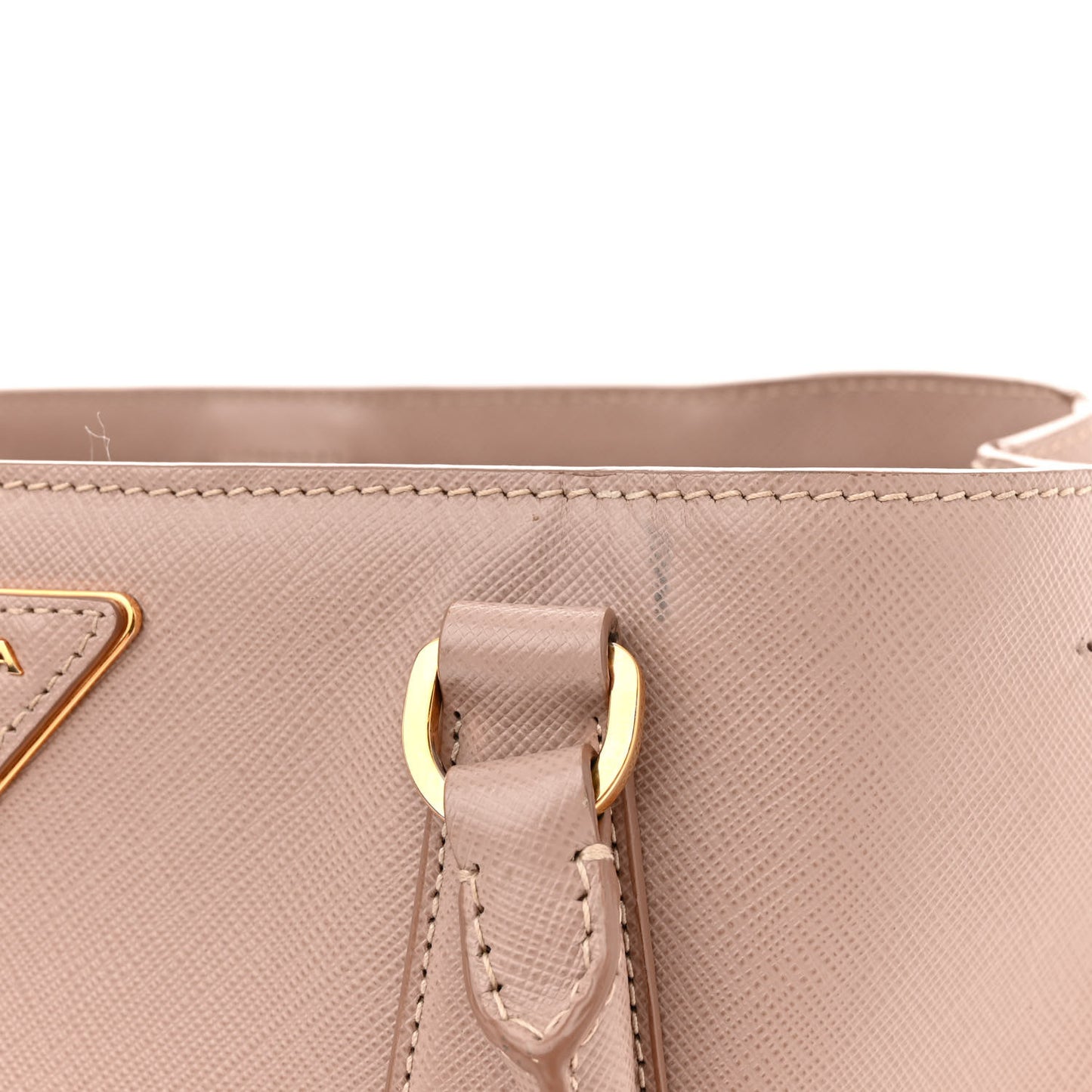 Saffiano Lux Medium Tote Cammeo
