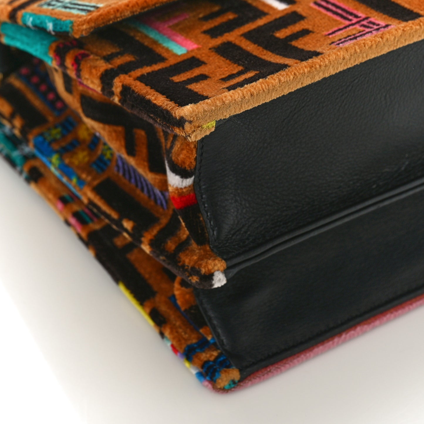 Velvet Vitello Dolce Fun Fair Kan I Shoulder Bag Tobacco Multicolor Black