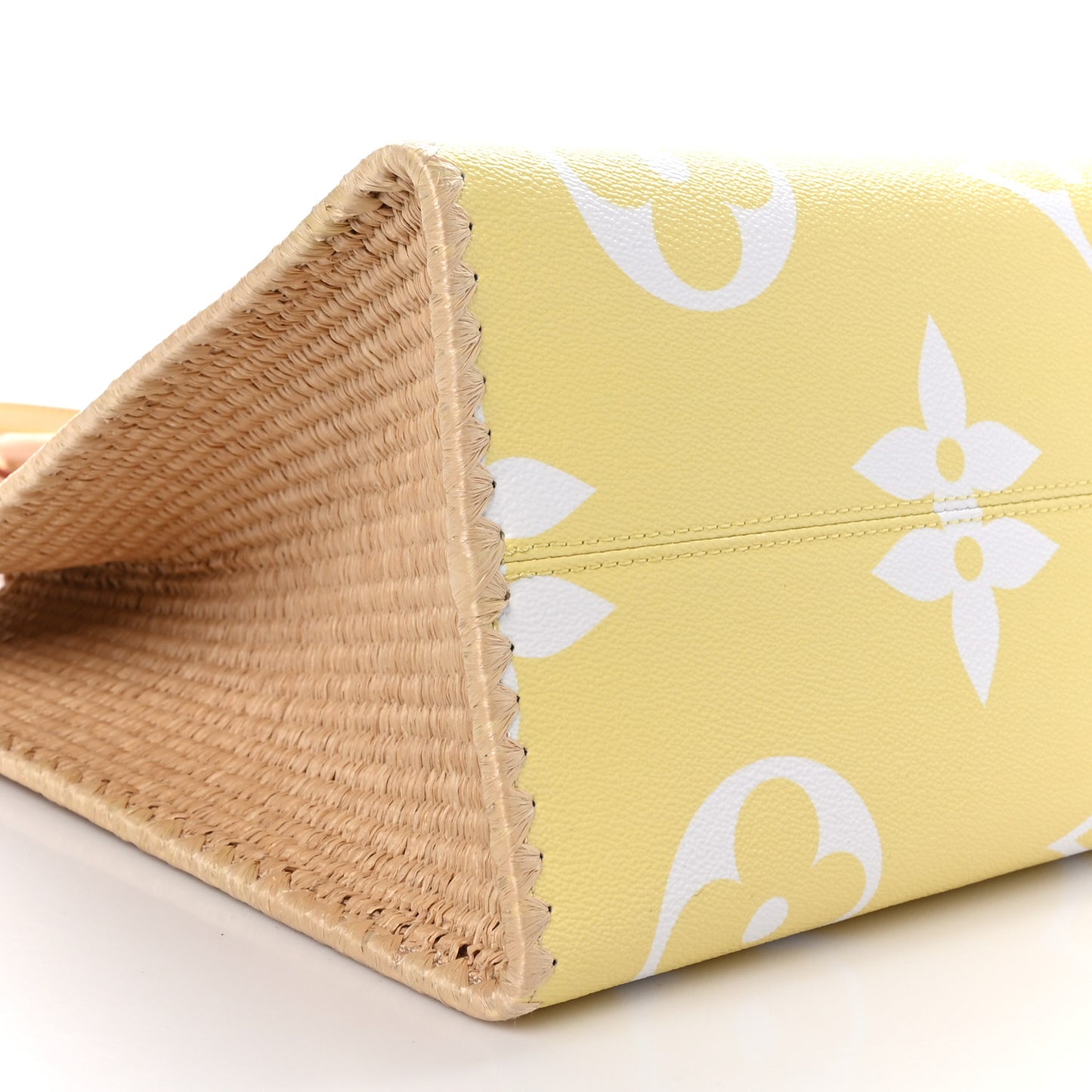 Monogram Giant By The Pool Rio De Janeiro Onthego GM Light Pink