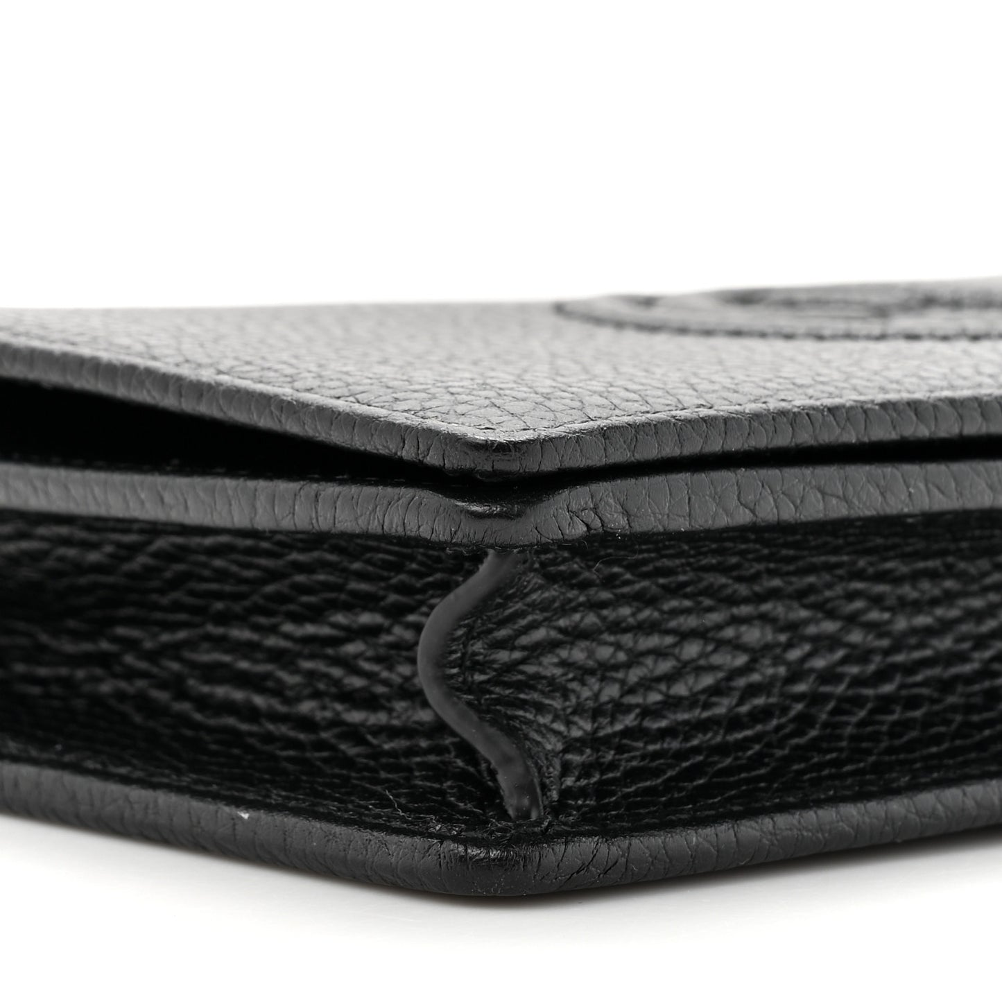 Pebbled Calfskin Soho Wallet On Chain Black