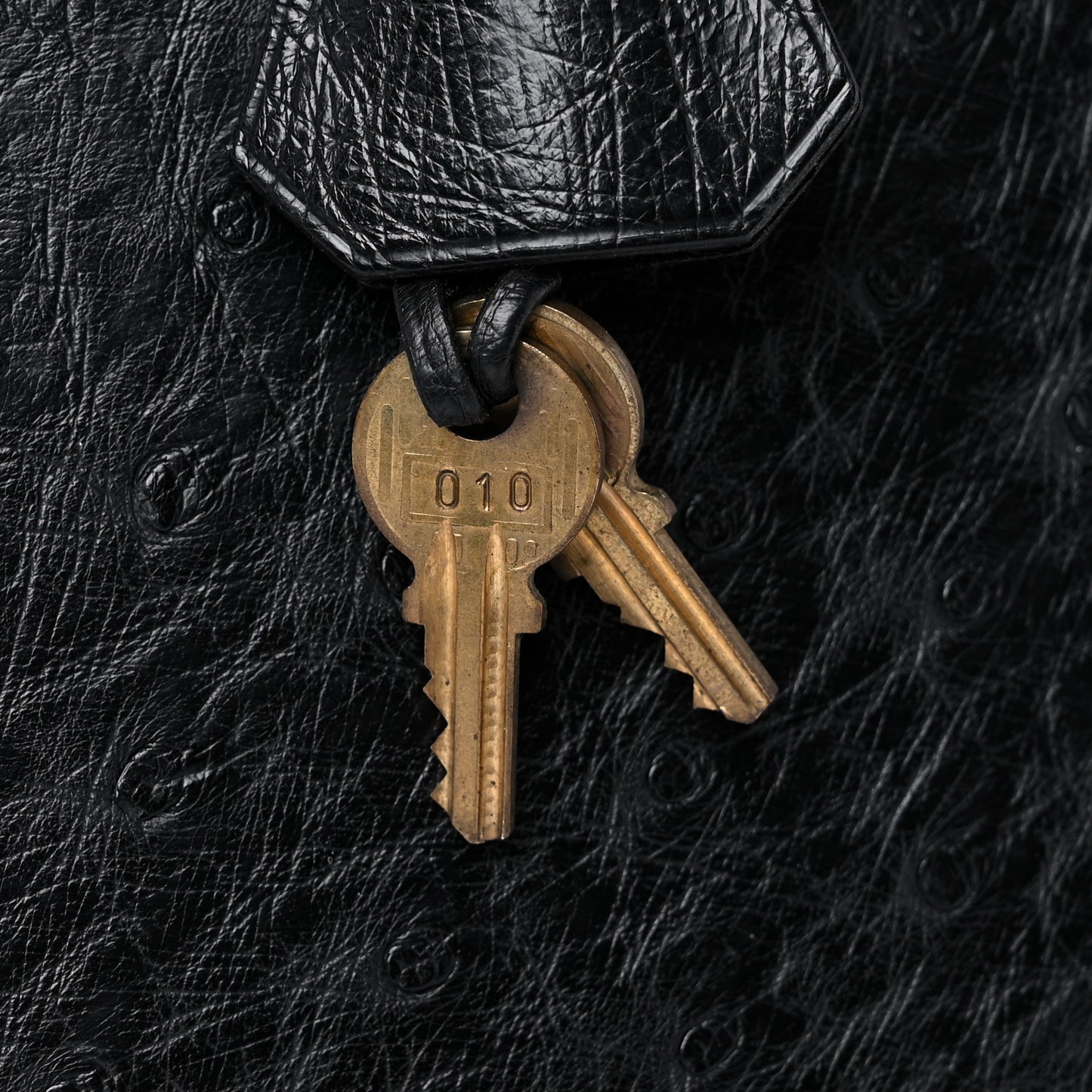Ostrich Kelly Sellier 32 Black