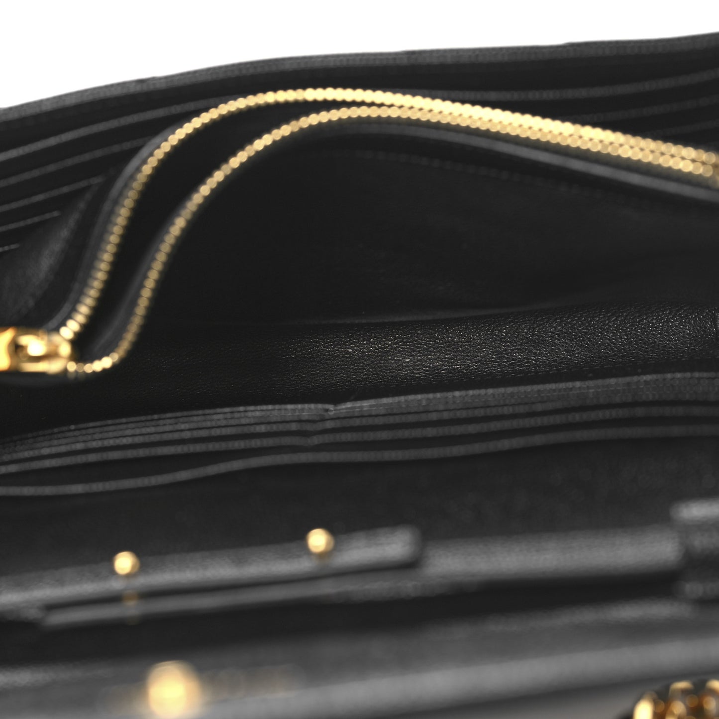 Grain De Poudre Matelasse Chevron Monogram Chain Wallet Black