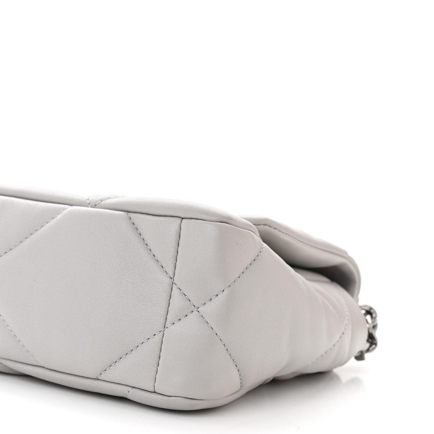 Lambskin Quilted Medium Chanel 19 Flap Grey