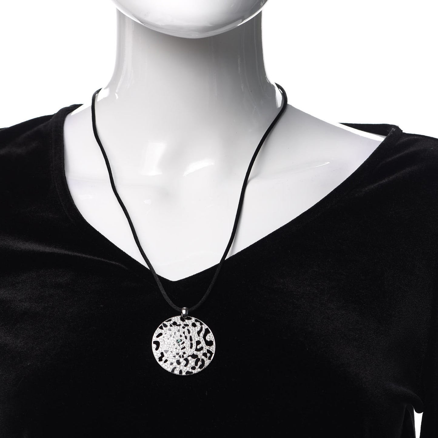 18K White Gold Diamond Onyx Emerald Panthere De Cartier Medallion Pendant Cord Necklace