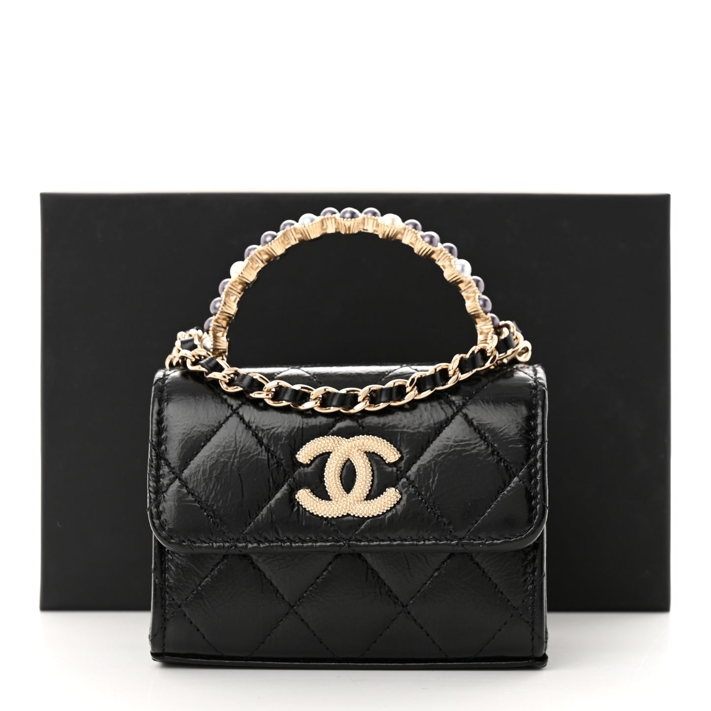 Shiny Crumpled Lambskin Quilted Pearl Small Top Handle Clutch With Chain Black