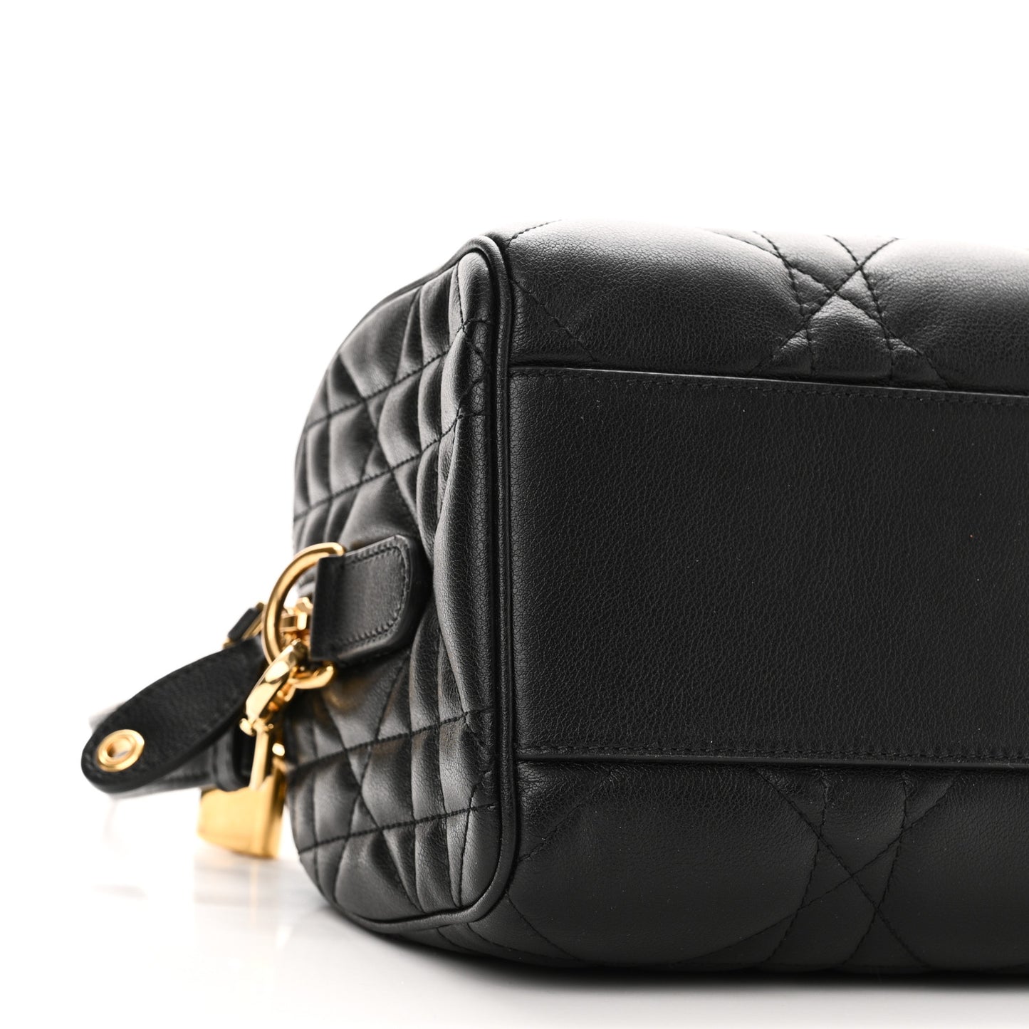 Calfskin Macrocannage Groove 20 Bag Black