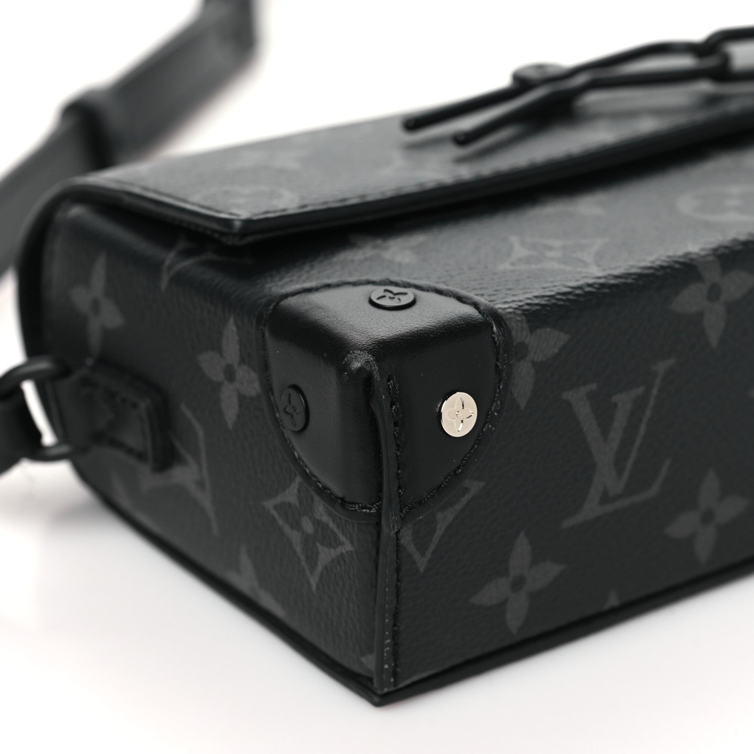 Louis Vuitton Monogram Eclipse Steamer Wearable Wallet 8 of 9