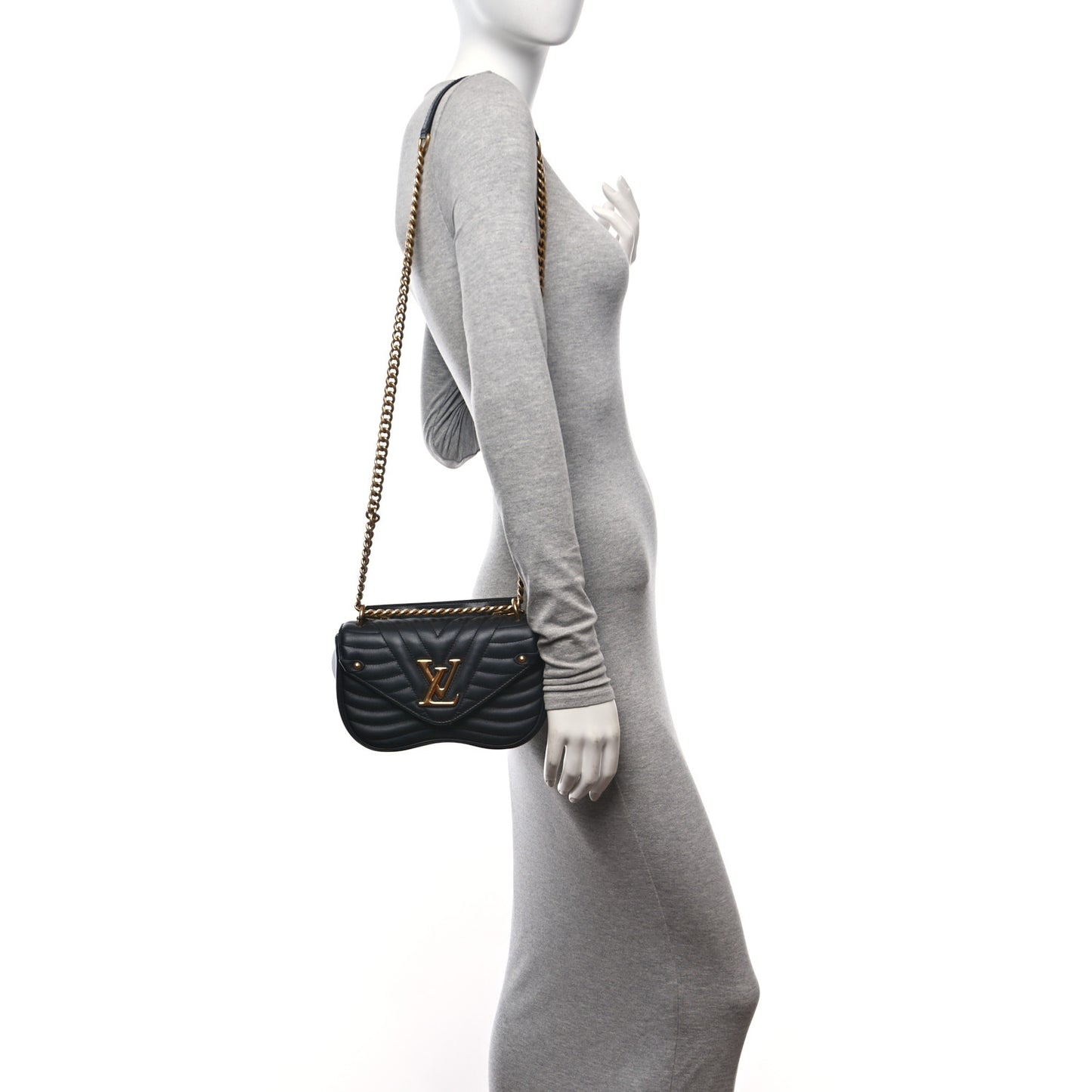 Calfskin New Wave Chain PM Black