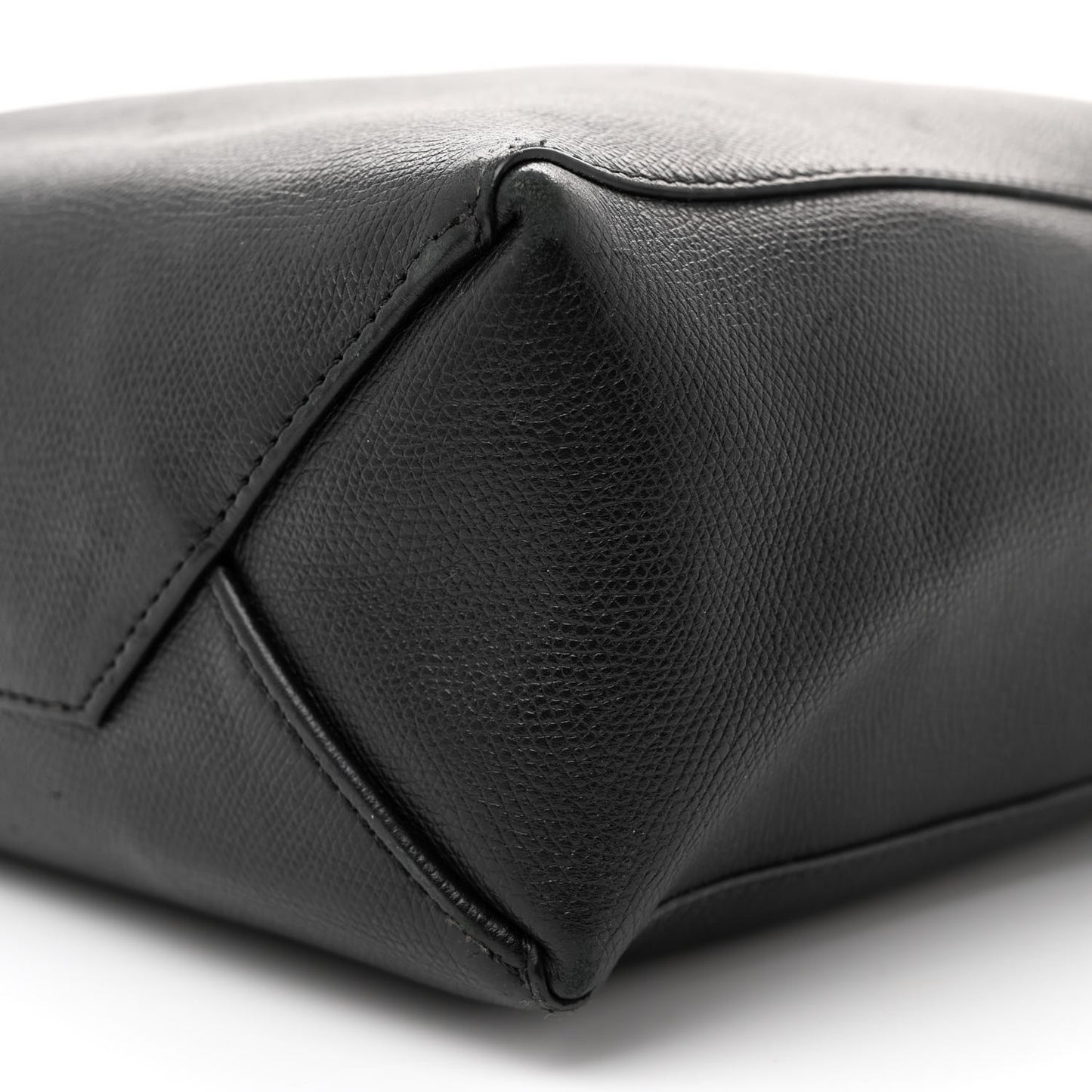 Grained Calfskin Small Vertical Cabas Black