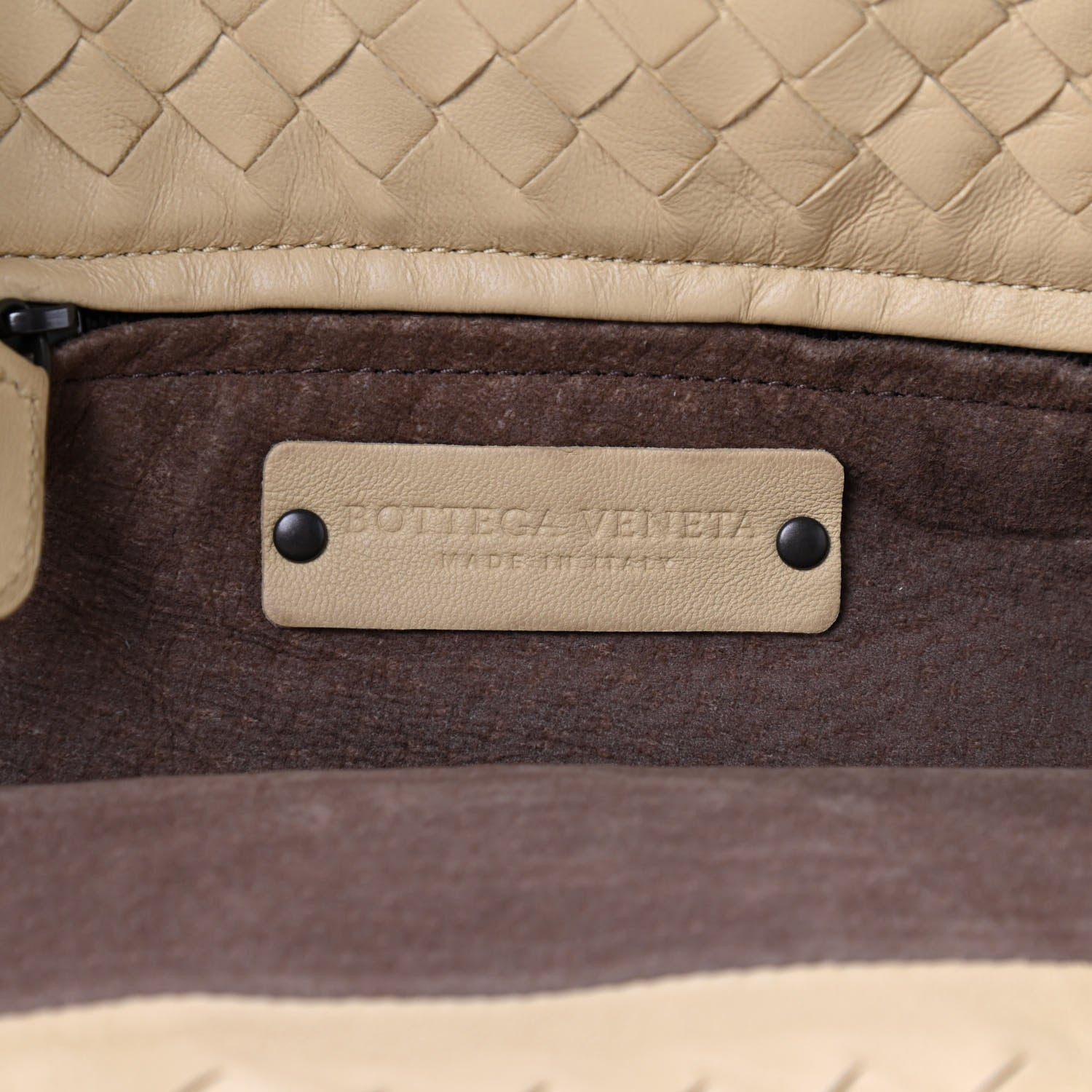 Bottega Veneta Nappa Intrecciato Medium Garda Bag Banane 8 of 11
