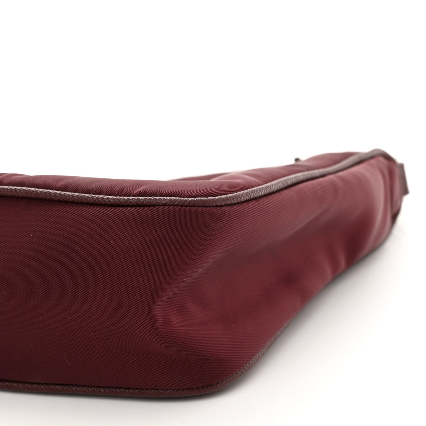 Tessuto Nylon Re-Edition 2005 Shoulder Bag Granato