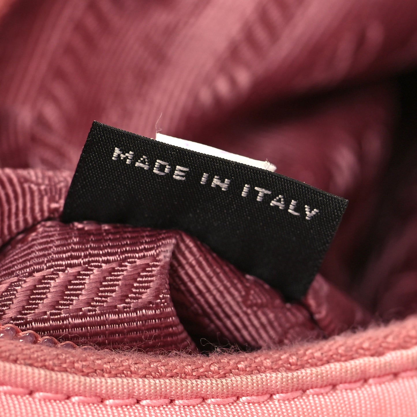 Tessuto Nylon Saffiano Mini Re-Edition 2000 Bag Rosa