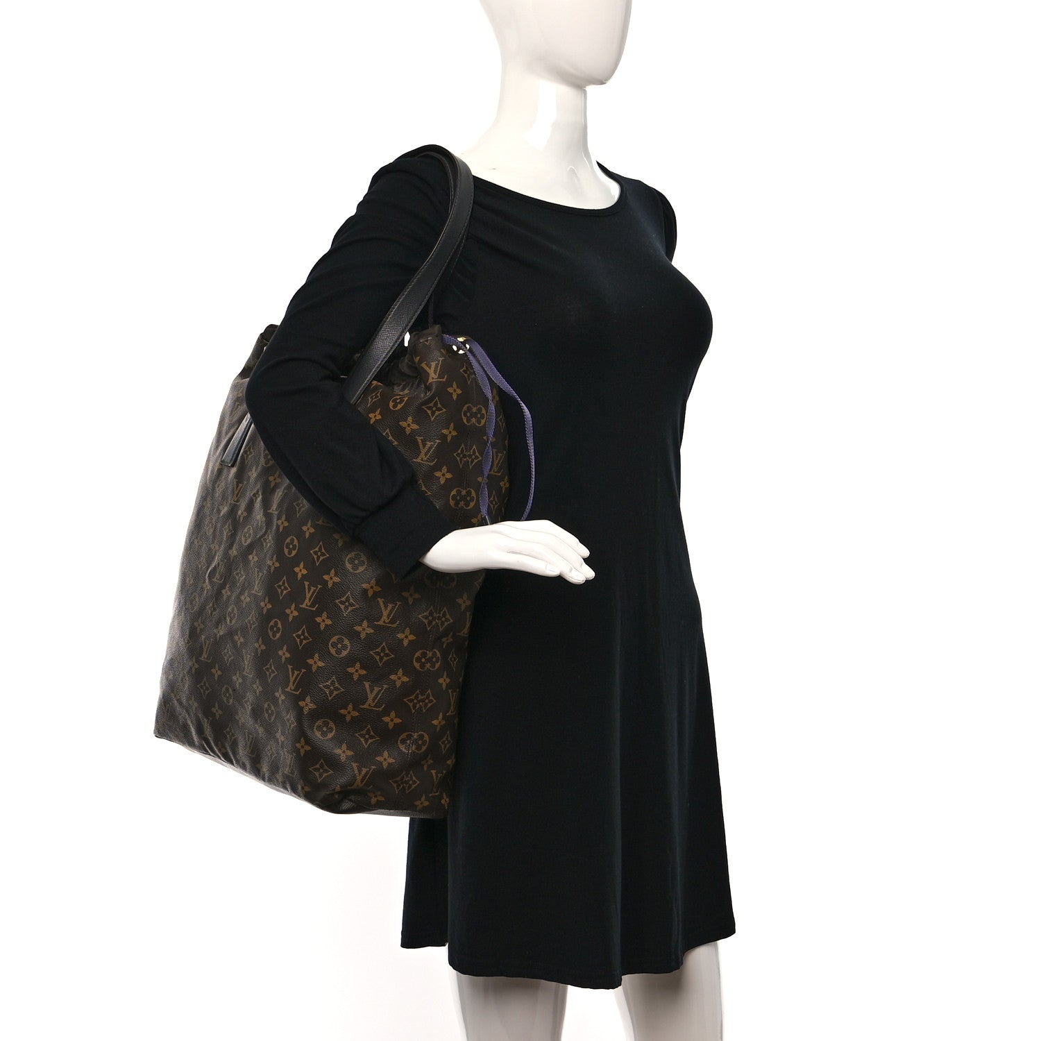 Louis Vuitton Monogram Cabas Light 2 of 11